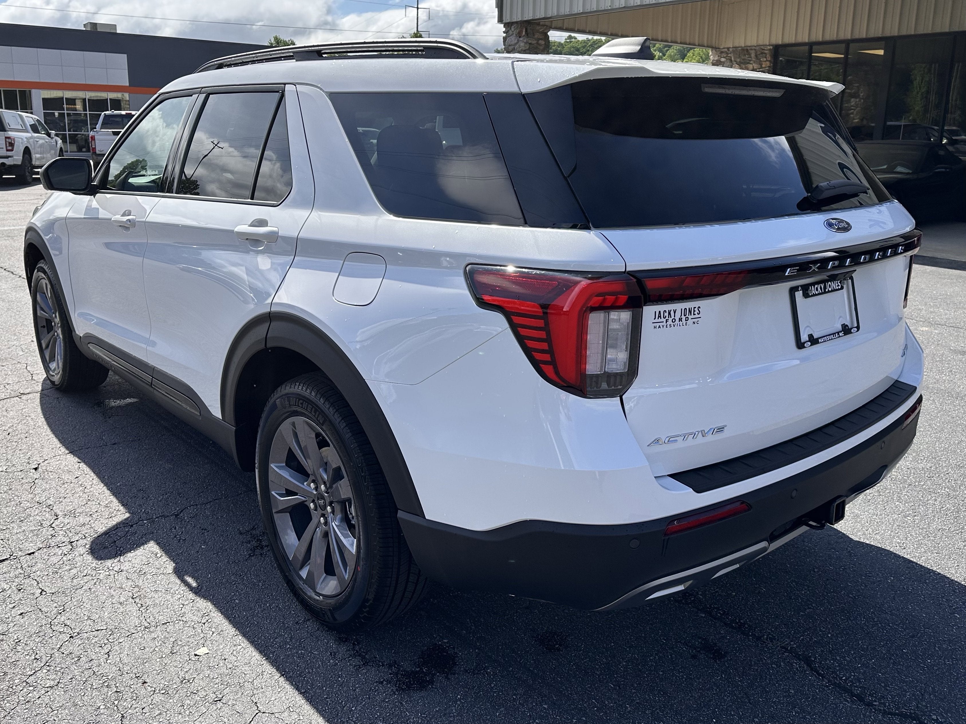 2026 Ford Explorer Active w/200A Pkg
