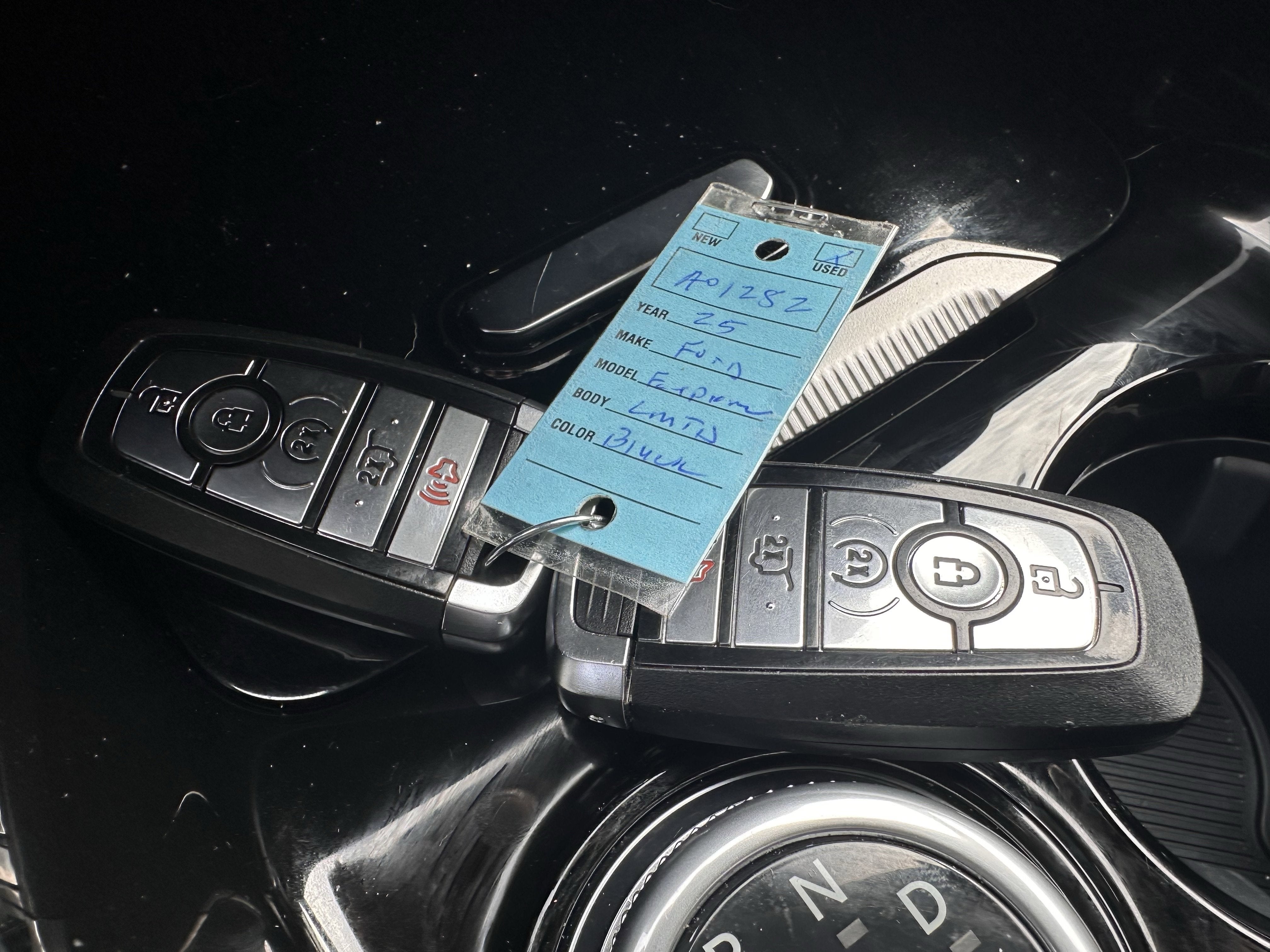 2025 Ford Explorer Platinum