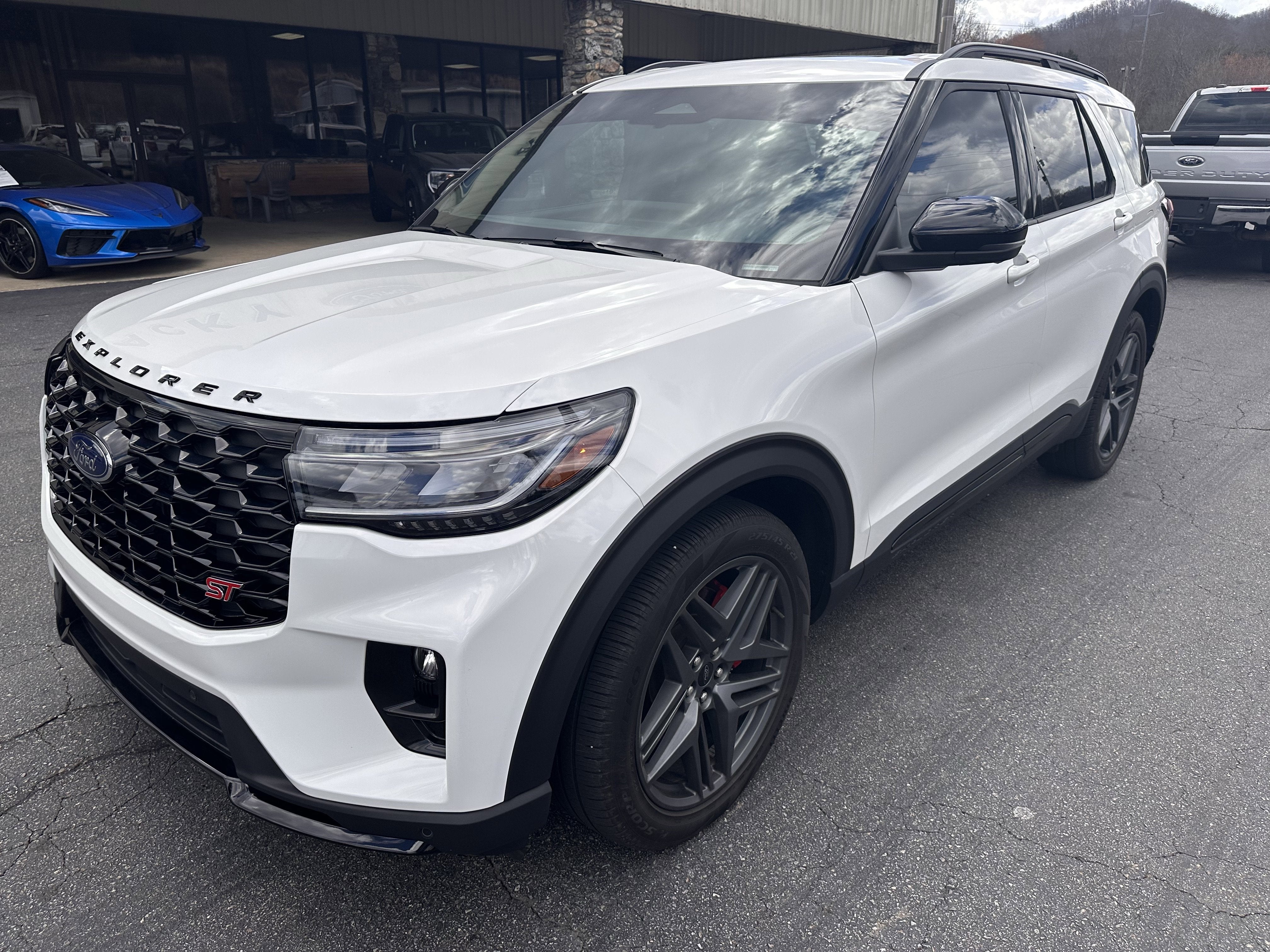 2025 Ford Explorer ST