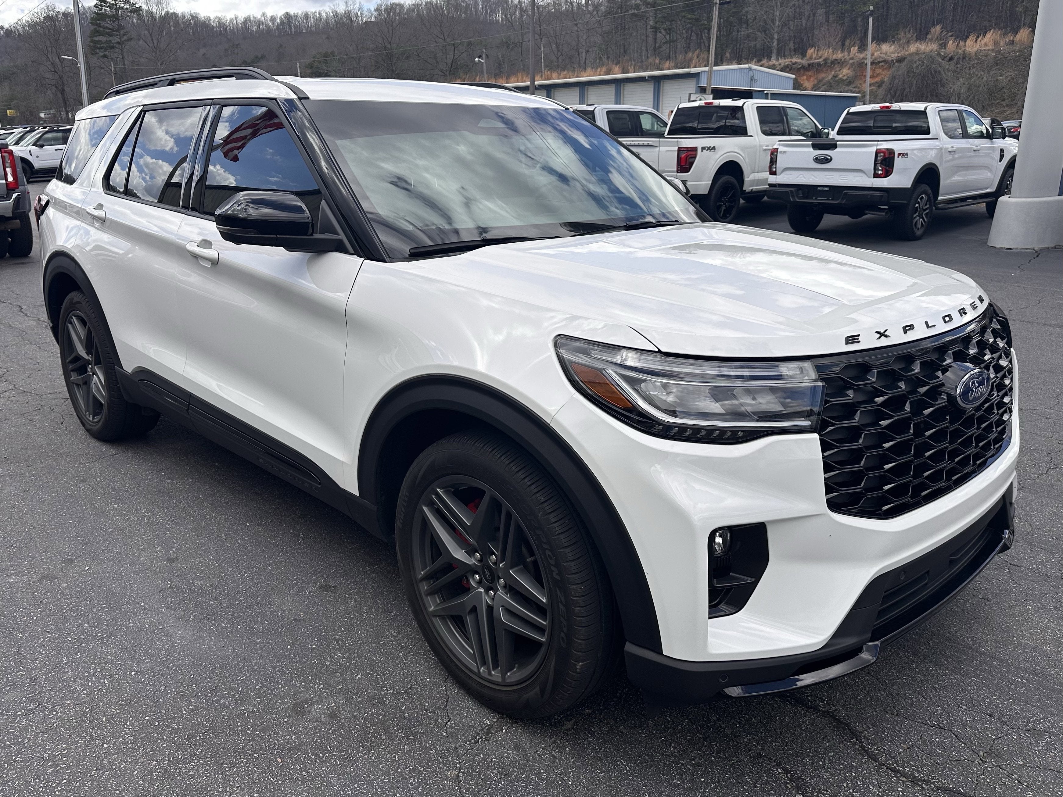 2025 Ford Explorer ST