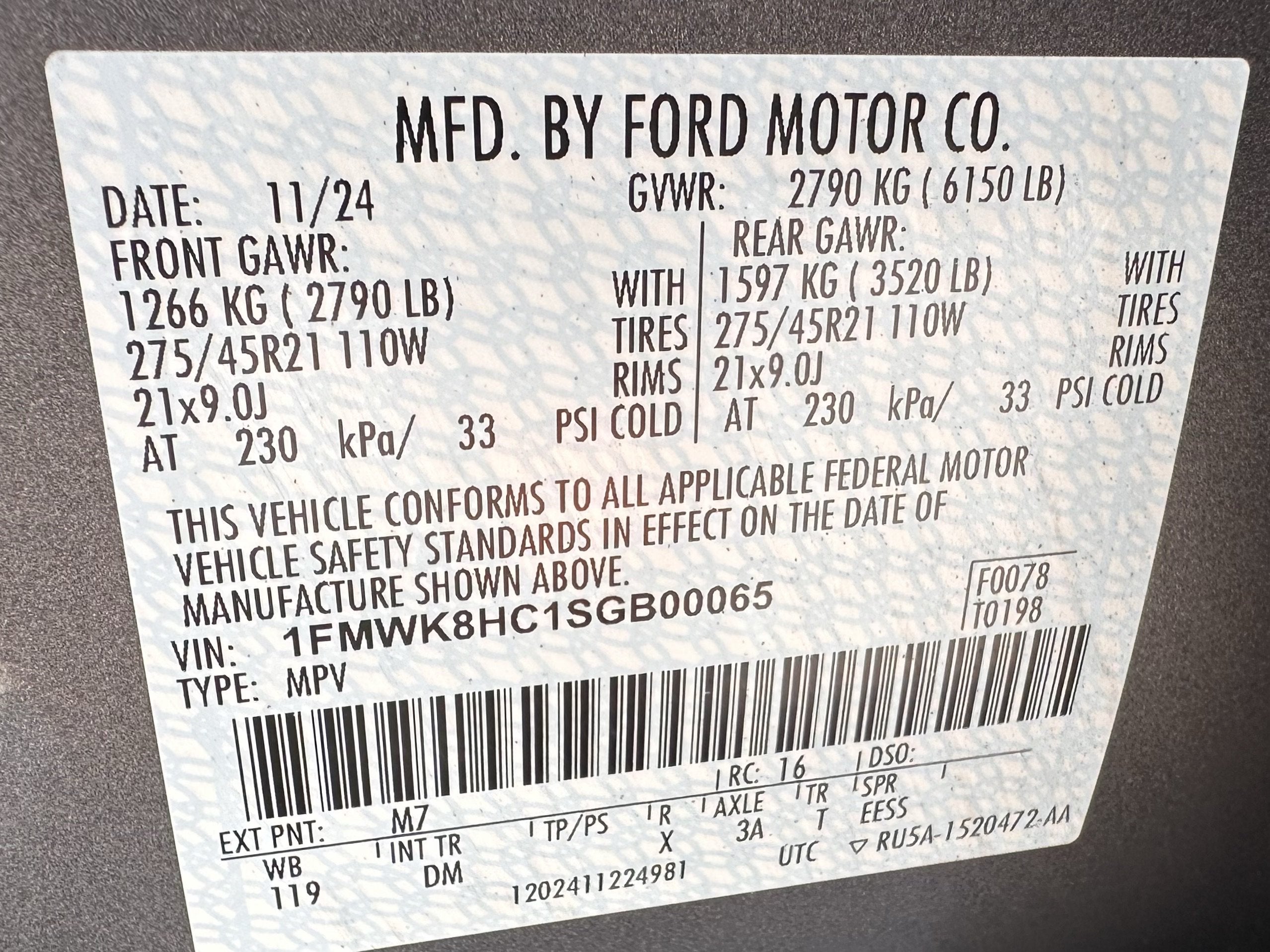 2025 Ford Explorer Platinum