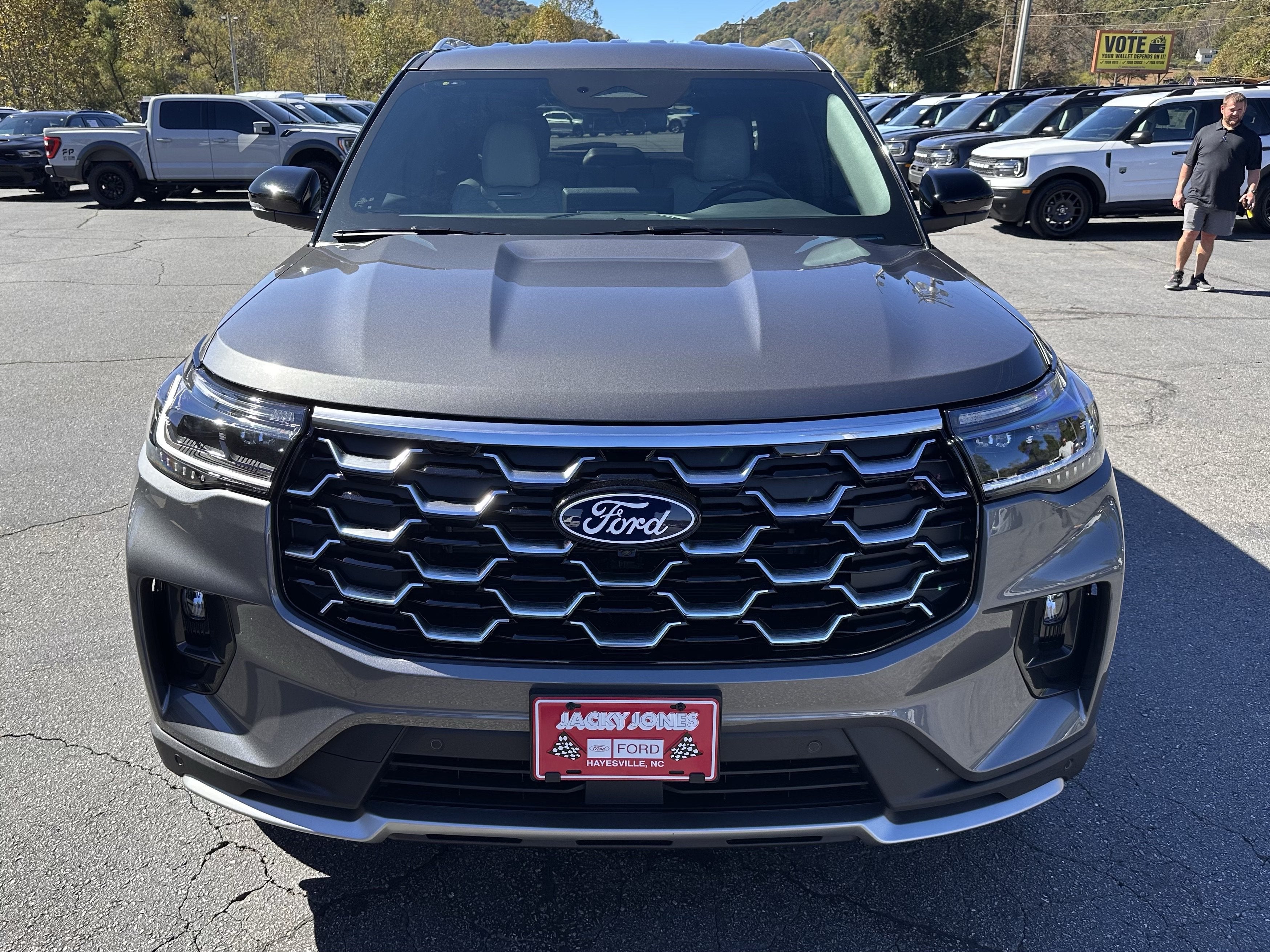 2027 Ford Explorer Platinum