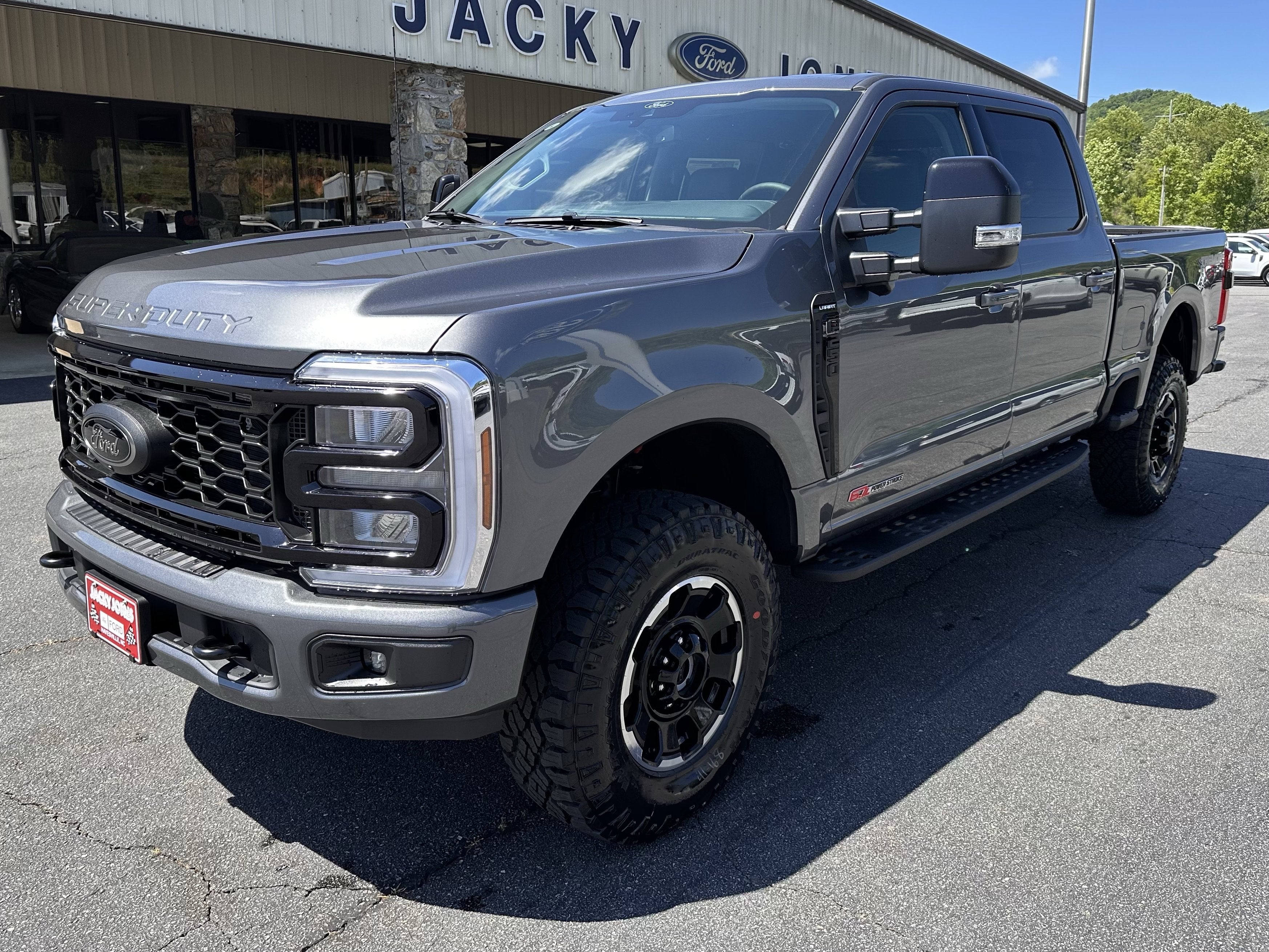 2026 Ford Super Duty F-250 Lariat Tremor