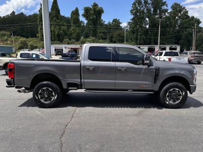 2024 Ford Super Duty F-250 Lariat Tremor