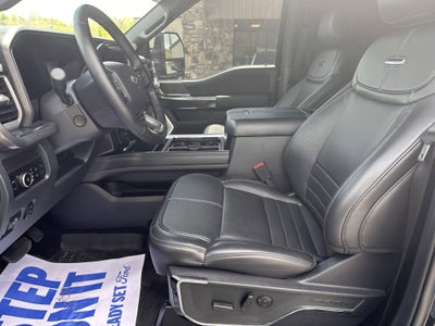 2025 Ford Super Duty F-250 Platinum