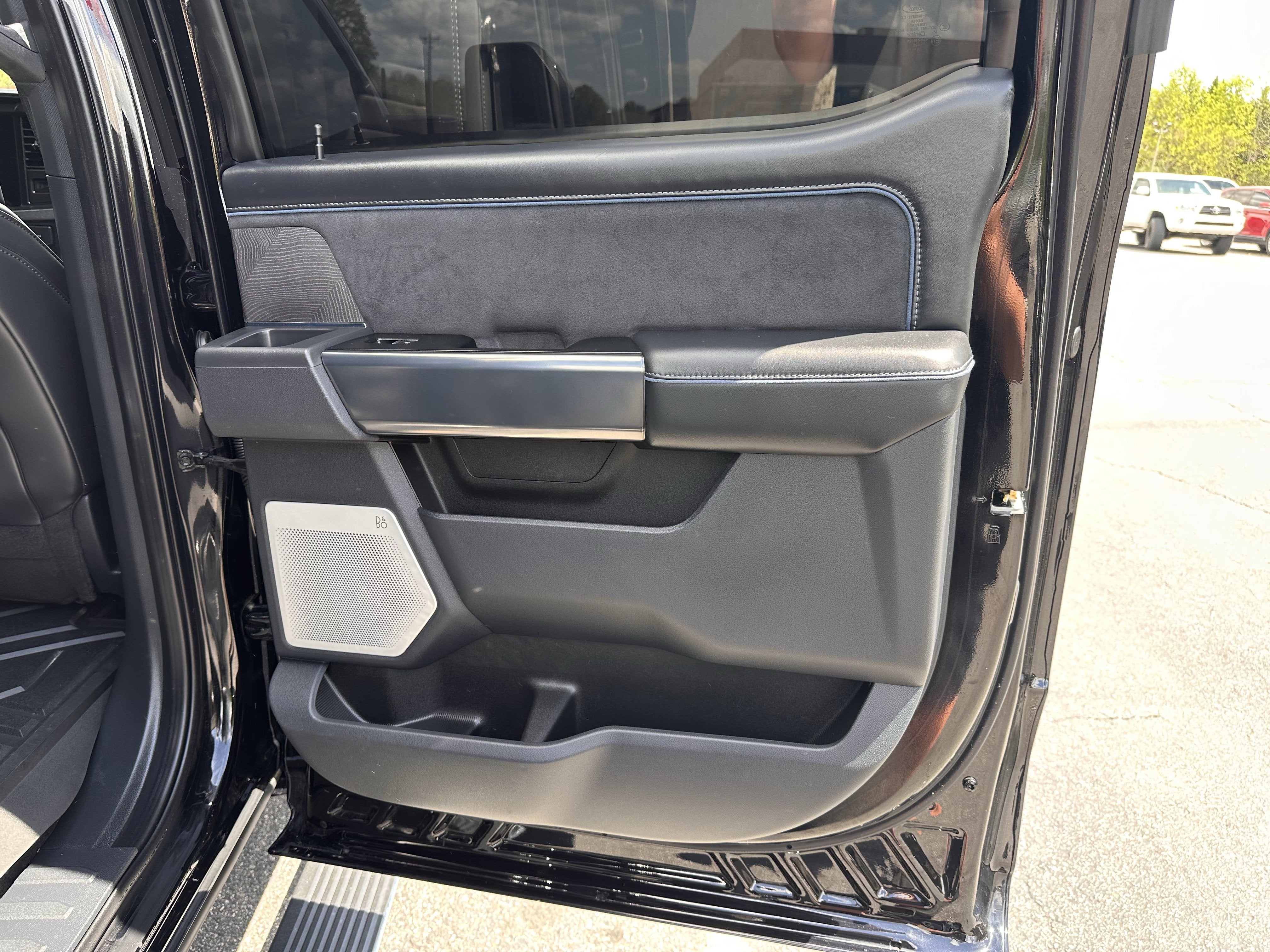 2025 Ford Super Duty F-250 Platinum