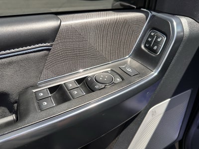 2025 Ford Super Duty F-250 Platinum