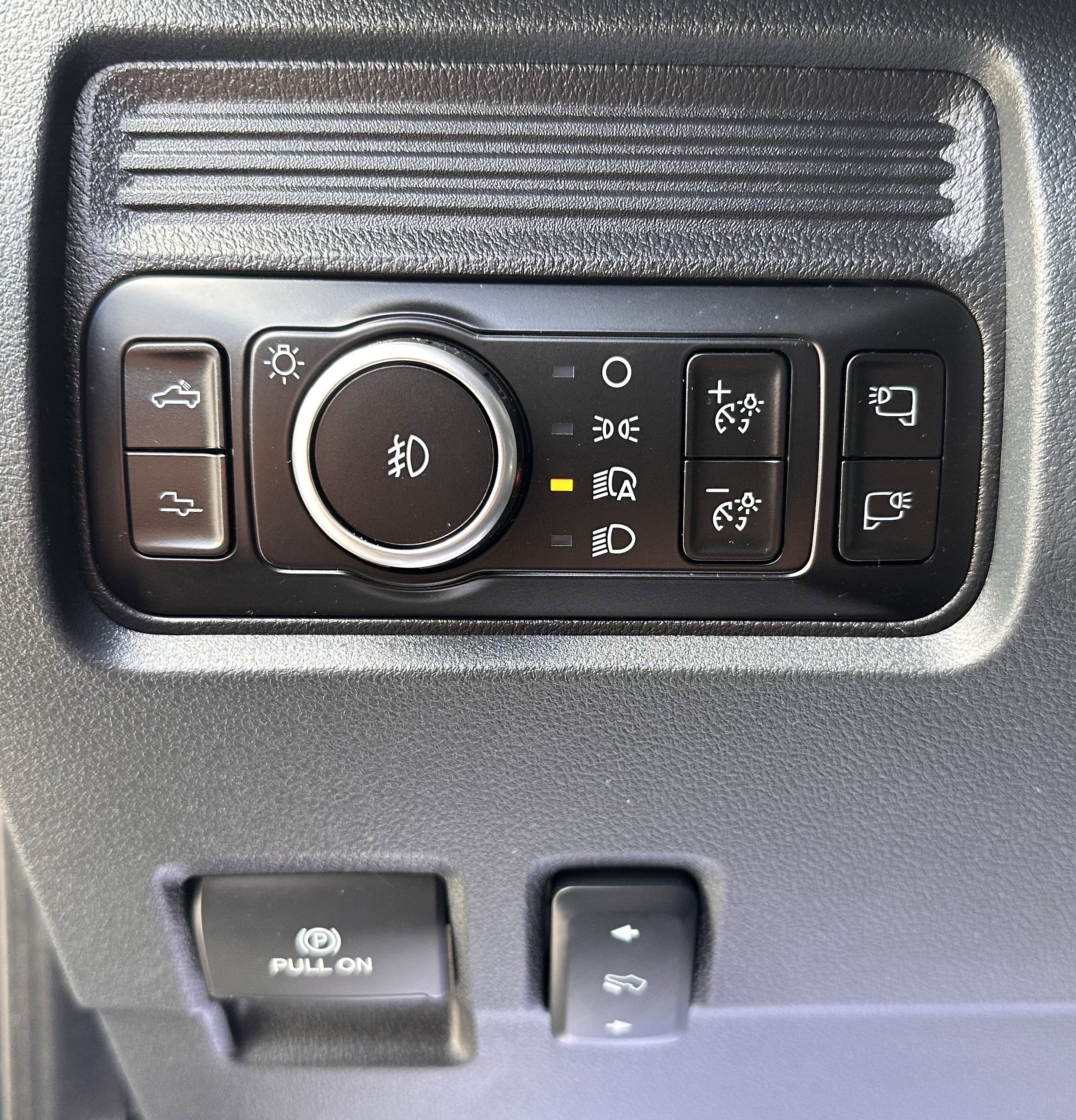 2025 Ford Super Duty F-250 Platinum