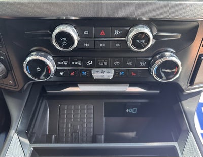 2025 Ford Super Duty F-250 Platinum