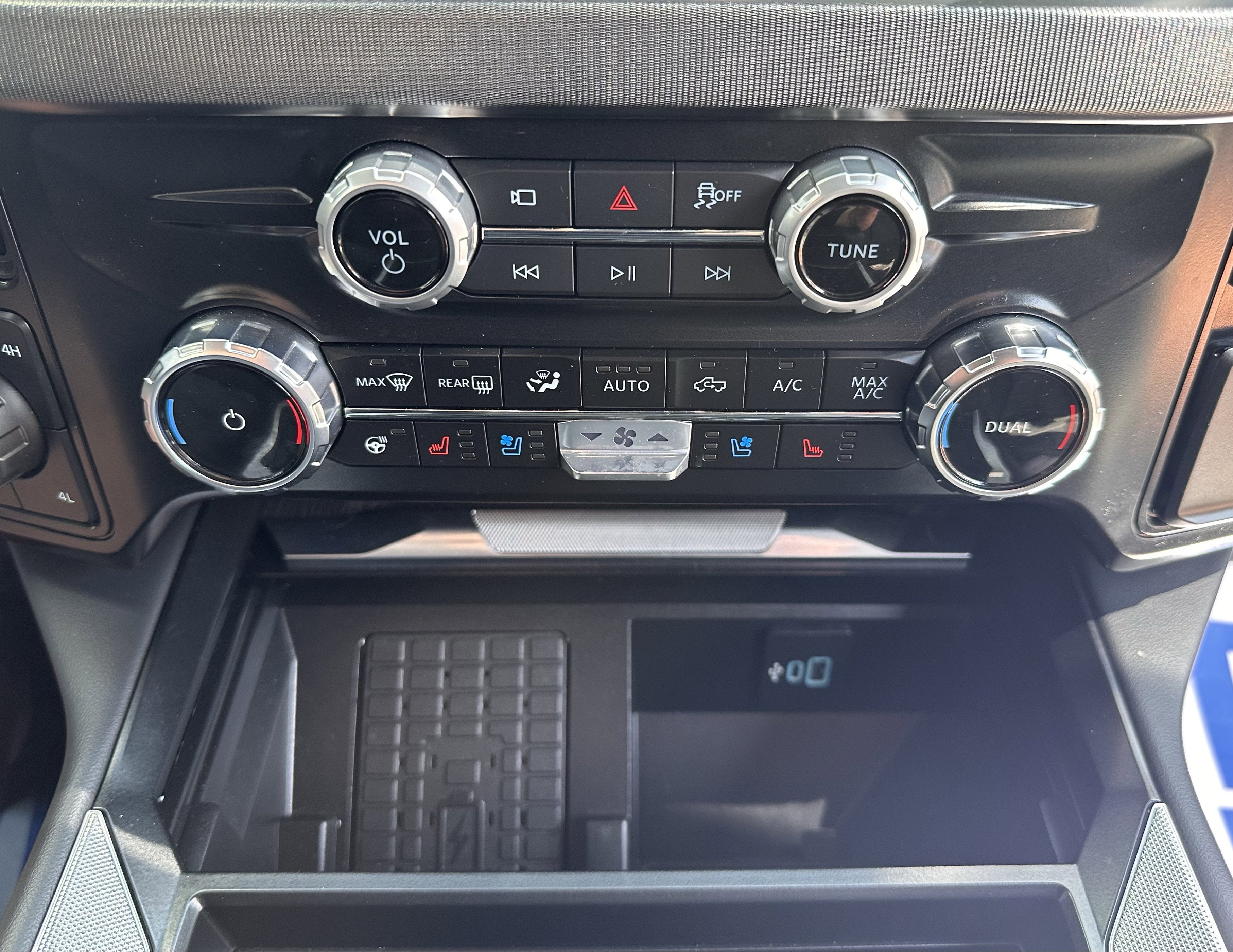 2025 Ford Super Duty F-250 Platinum