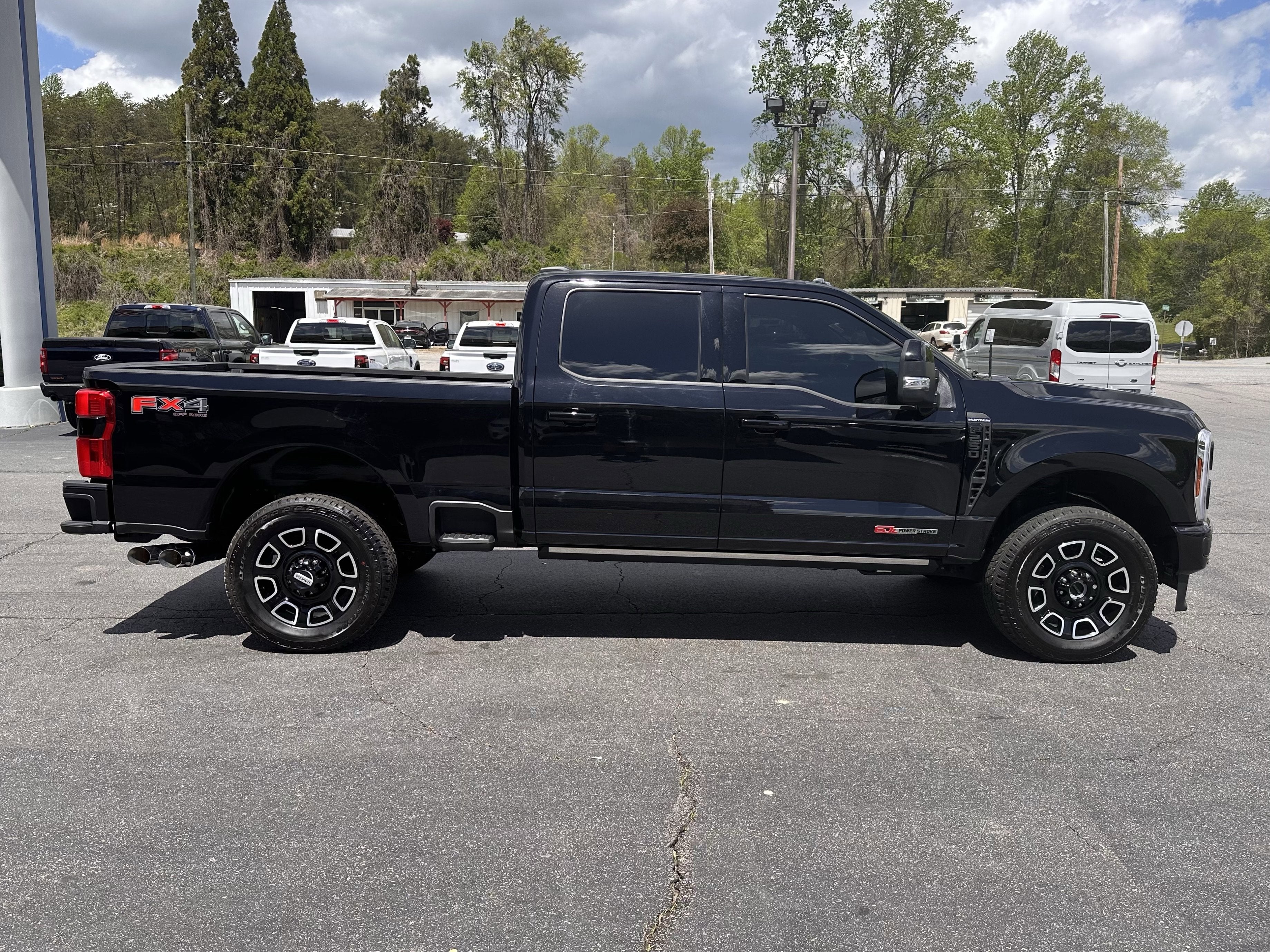 2025 Ford Super Duty F-250 Platinum