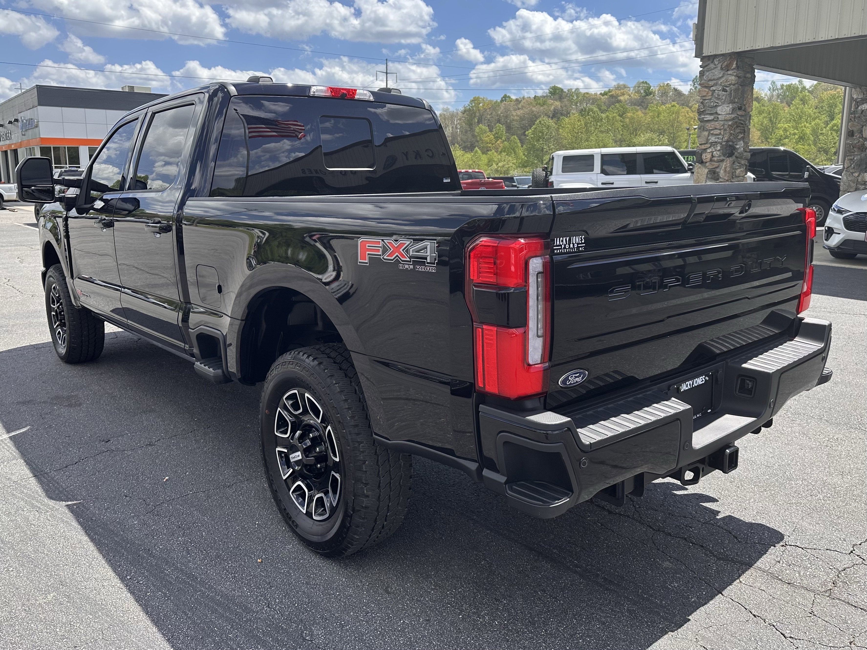 2025 Ford Super Duty F-250 Platinum