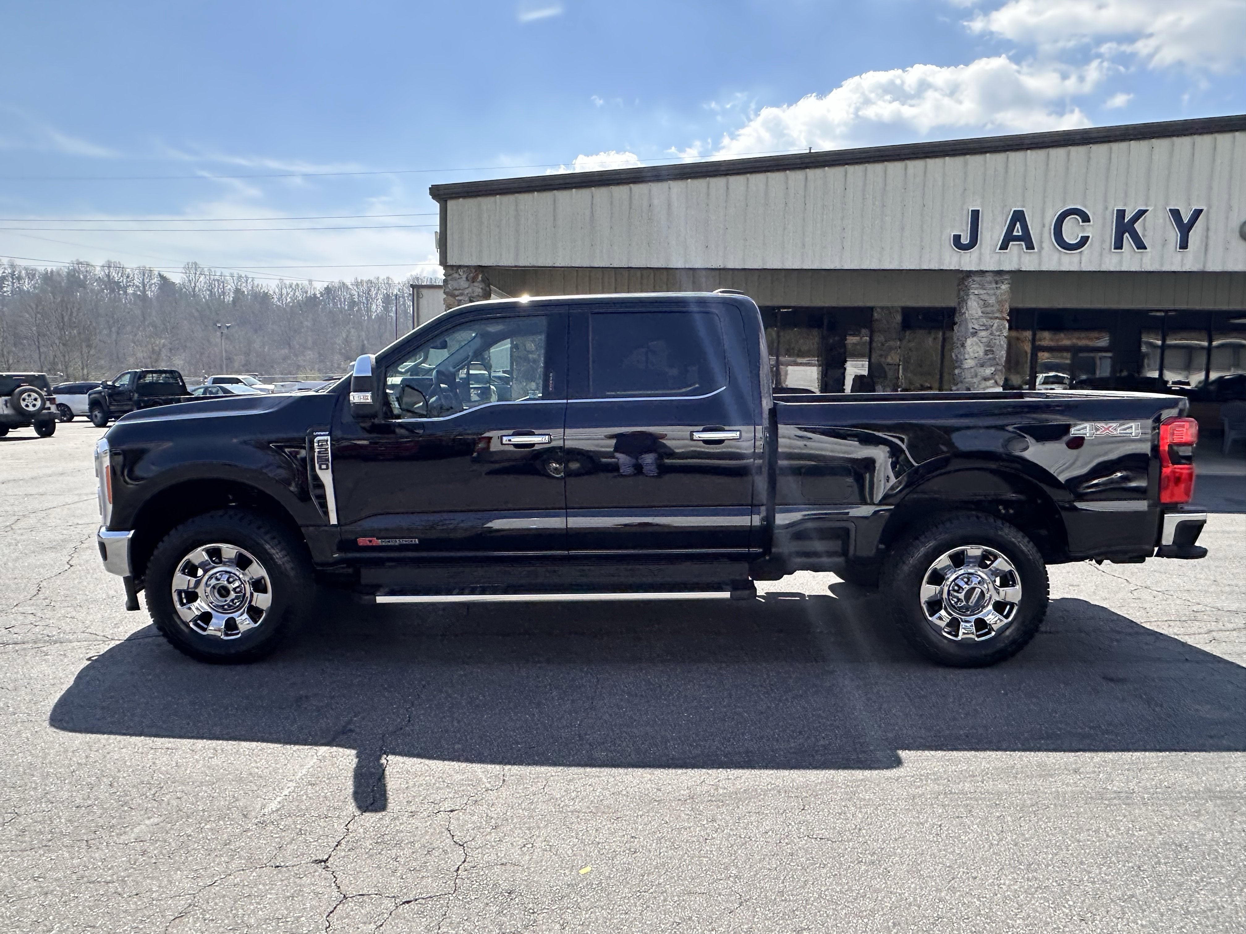 2023 Ford Super Duty F-250 LARIAT