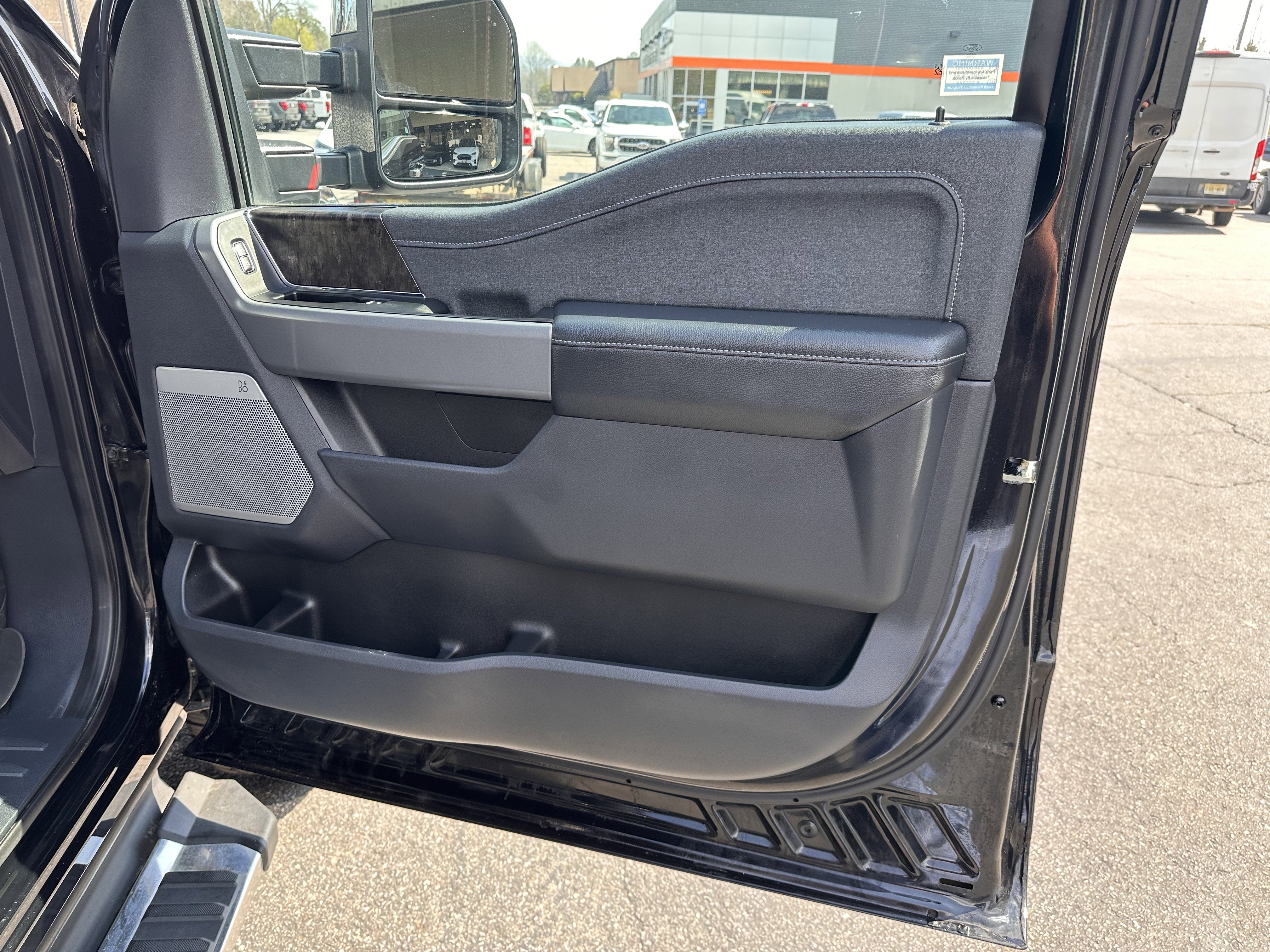 2023 Ford Super Duty F-250 LARIAT