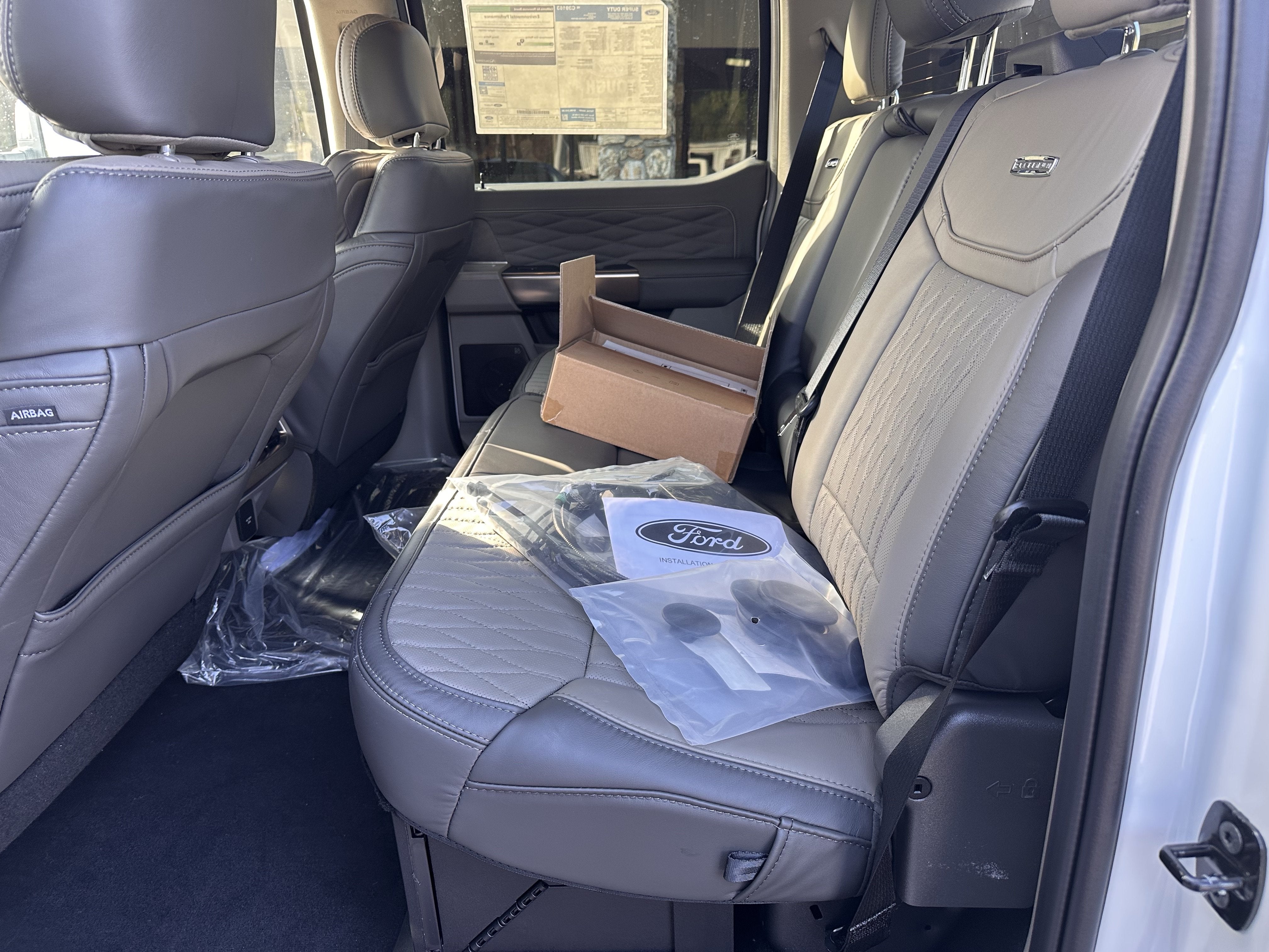 2027 Ford Super Duty F-250 Platinum