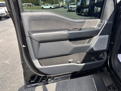 2025 Ford Super Duty F-250 Platinum