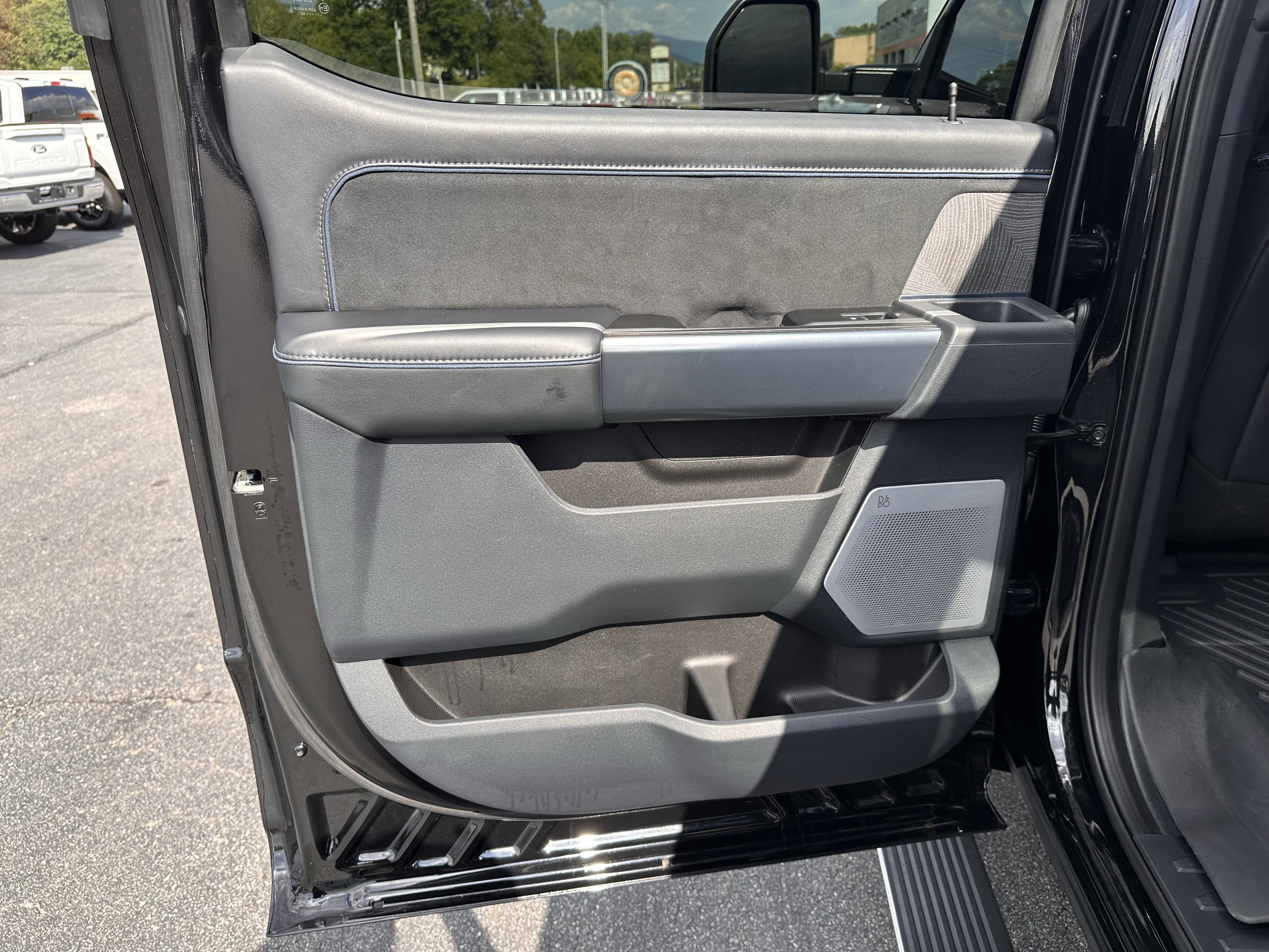 2025 Ford Super Duty F-250 Platinum