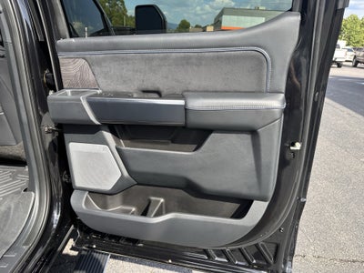2025 Ford Super Duty F-250 Platinum