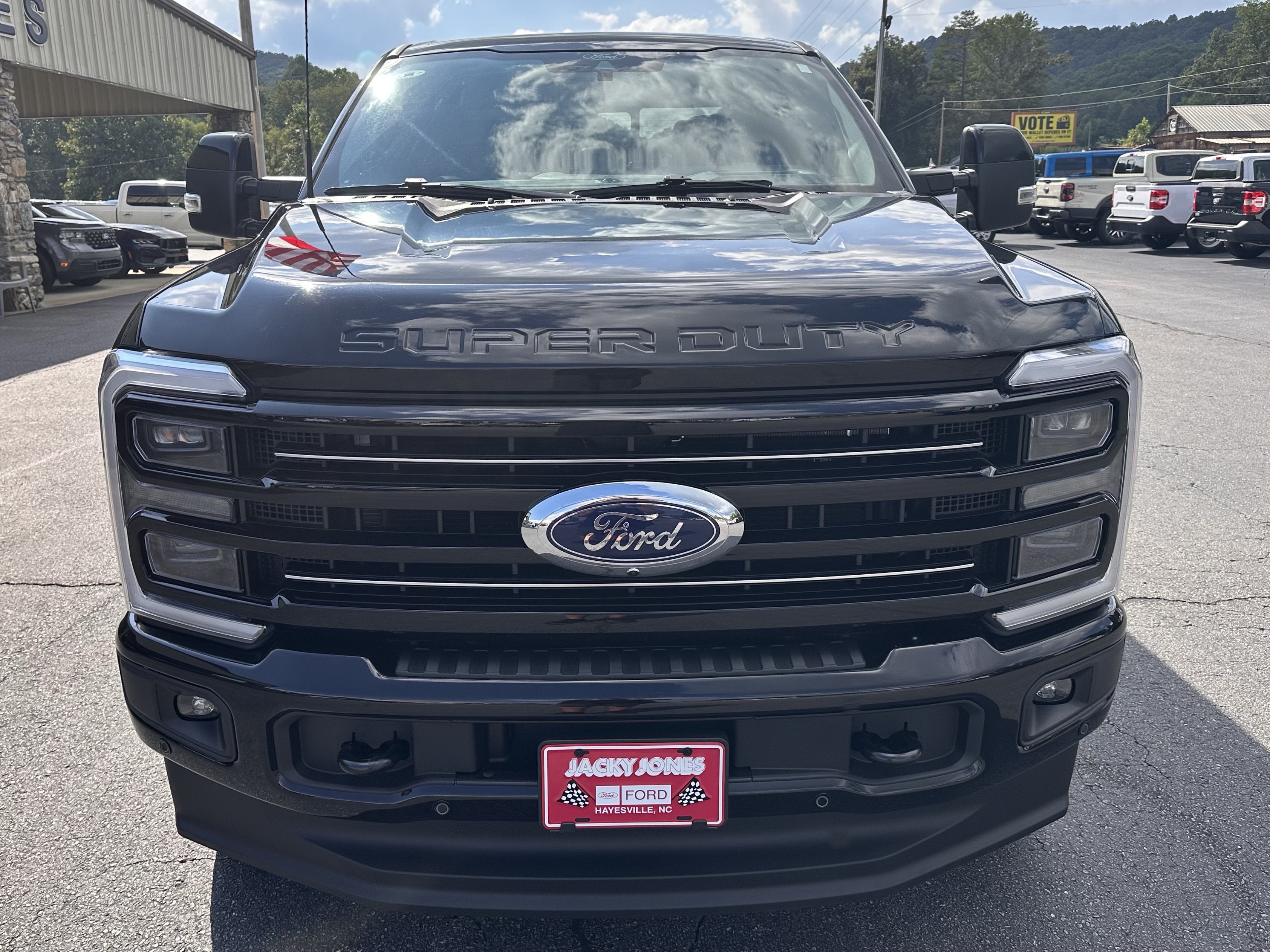 2025 Ford Super Duty F-250 Platinum
