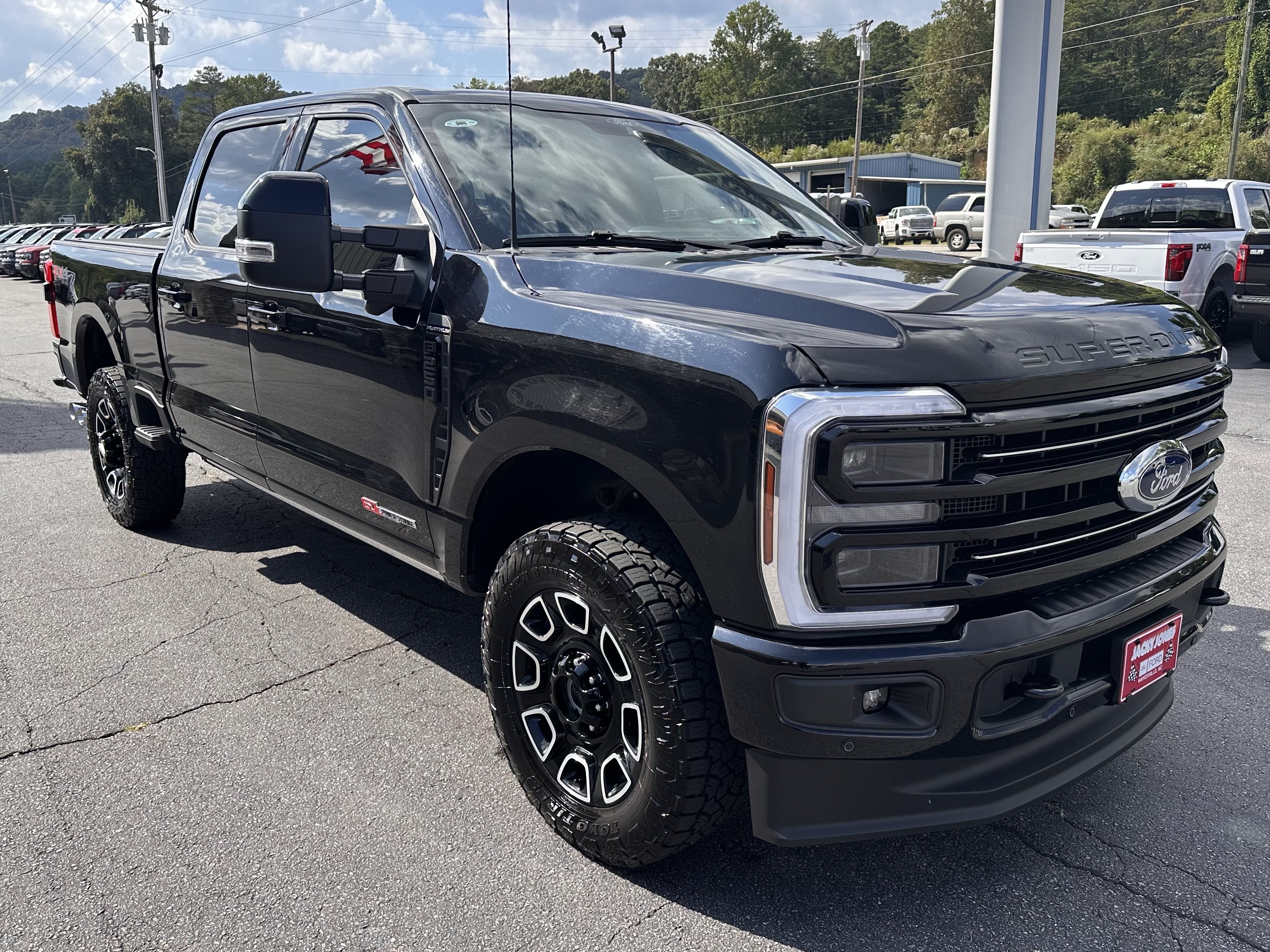 2025 Ford Super Duty F-250 Platinum