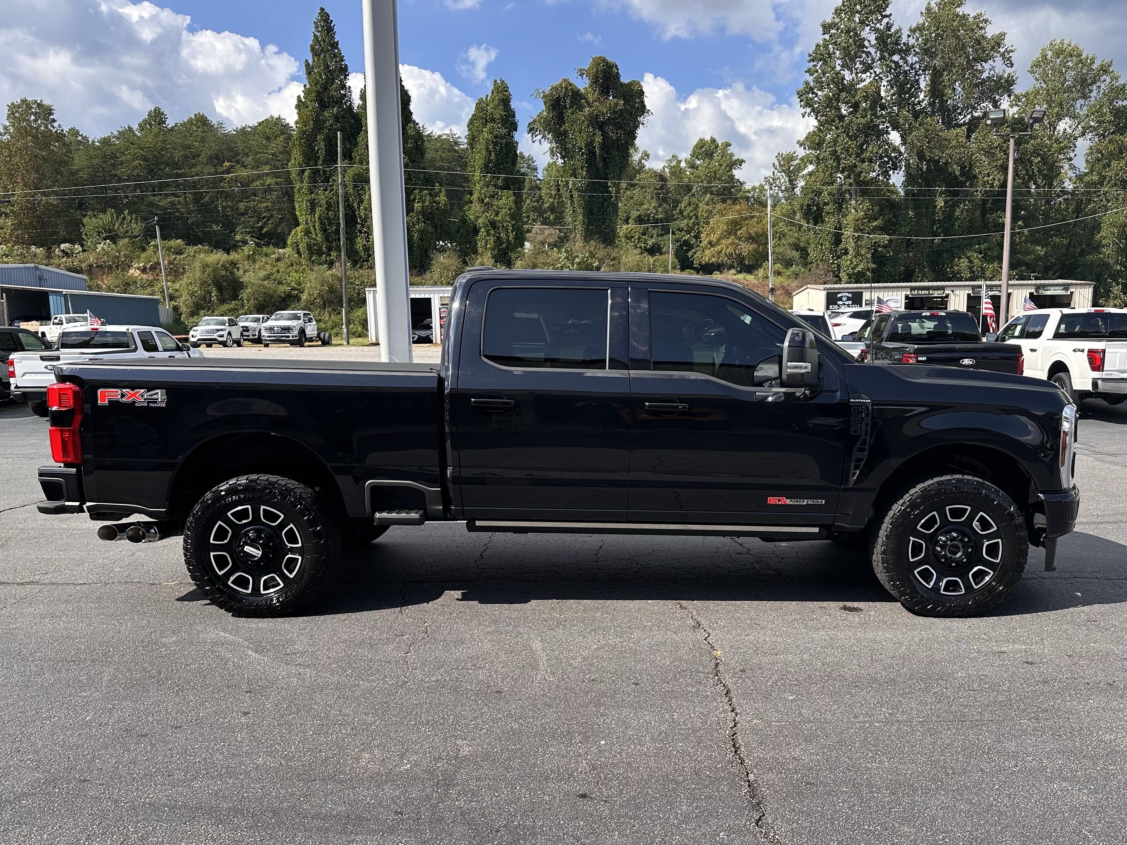 2025 Ford Super Duty F-250 Platinum