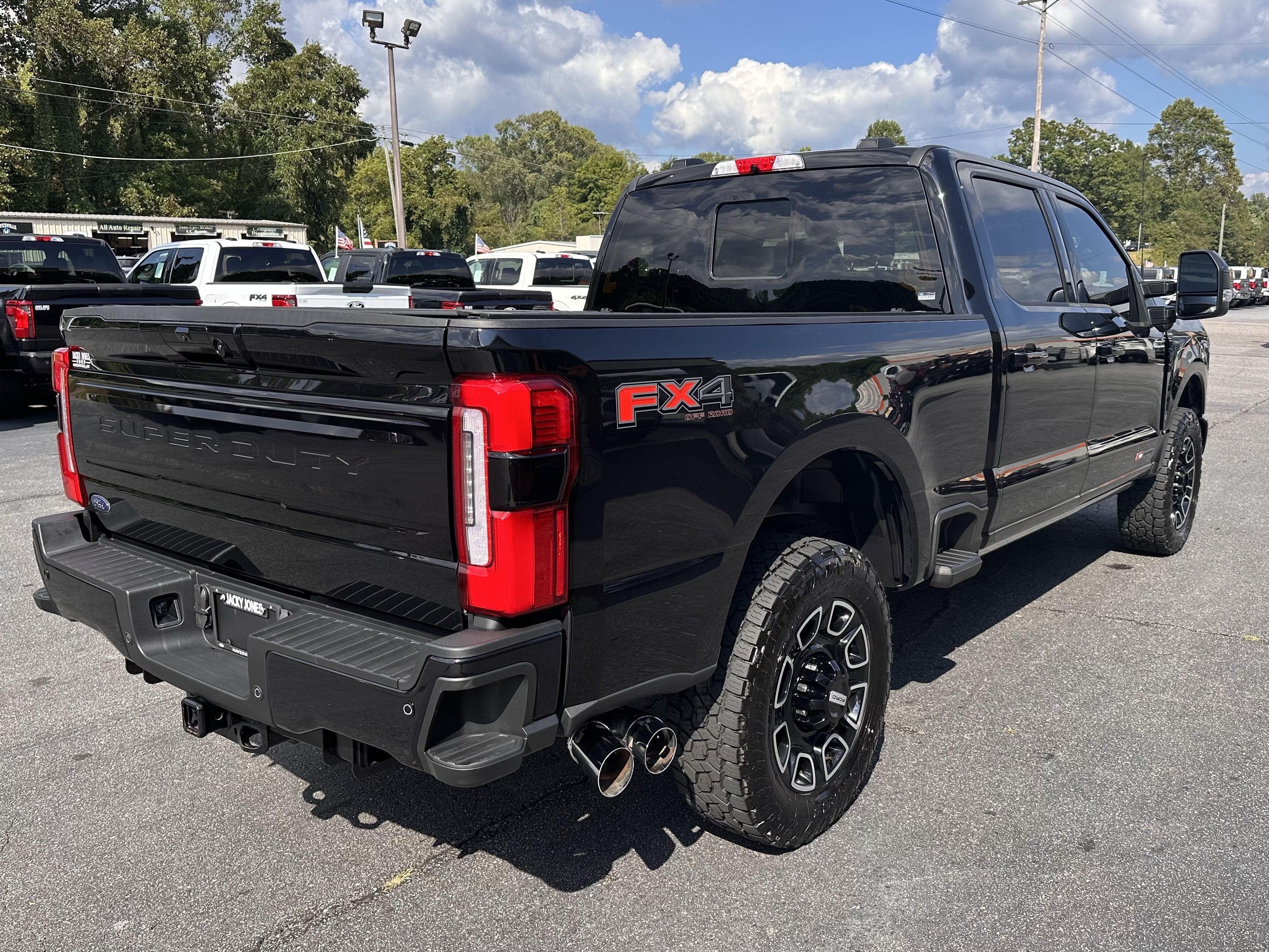 2025 Ford Super Duty F-250 Platinum