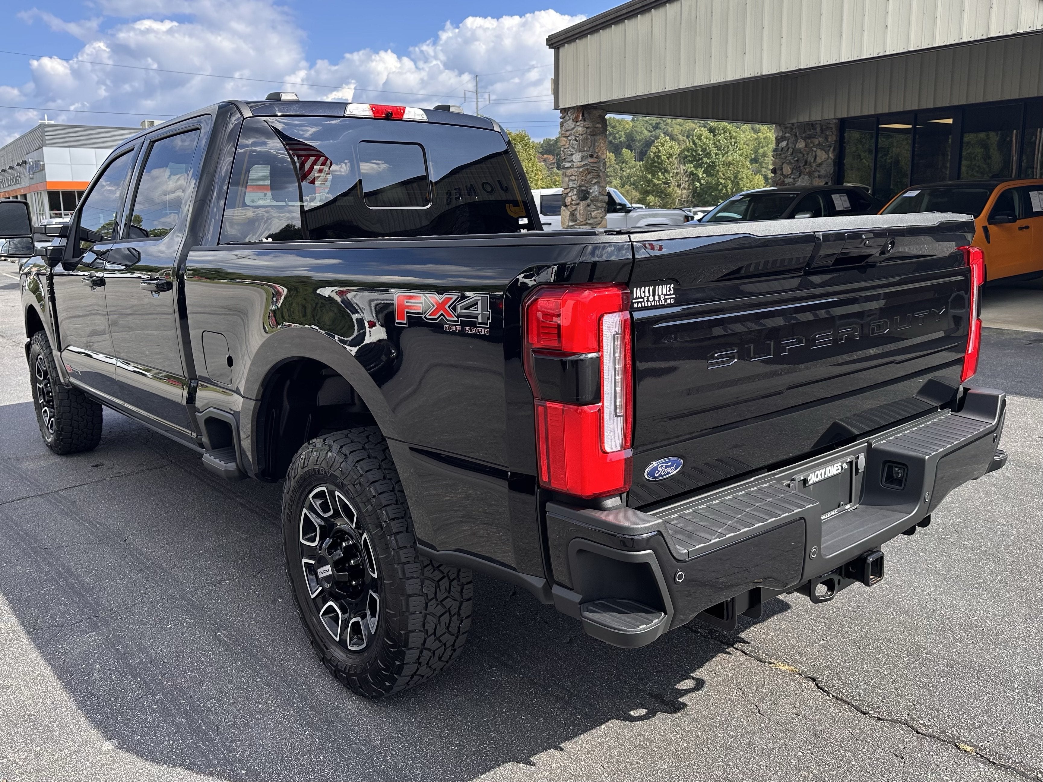 2025 Ford Super Duty F-250 Platinum