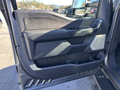 2025 Ford Super Duty F-250 Platinum