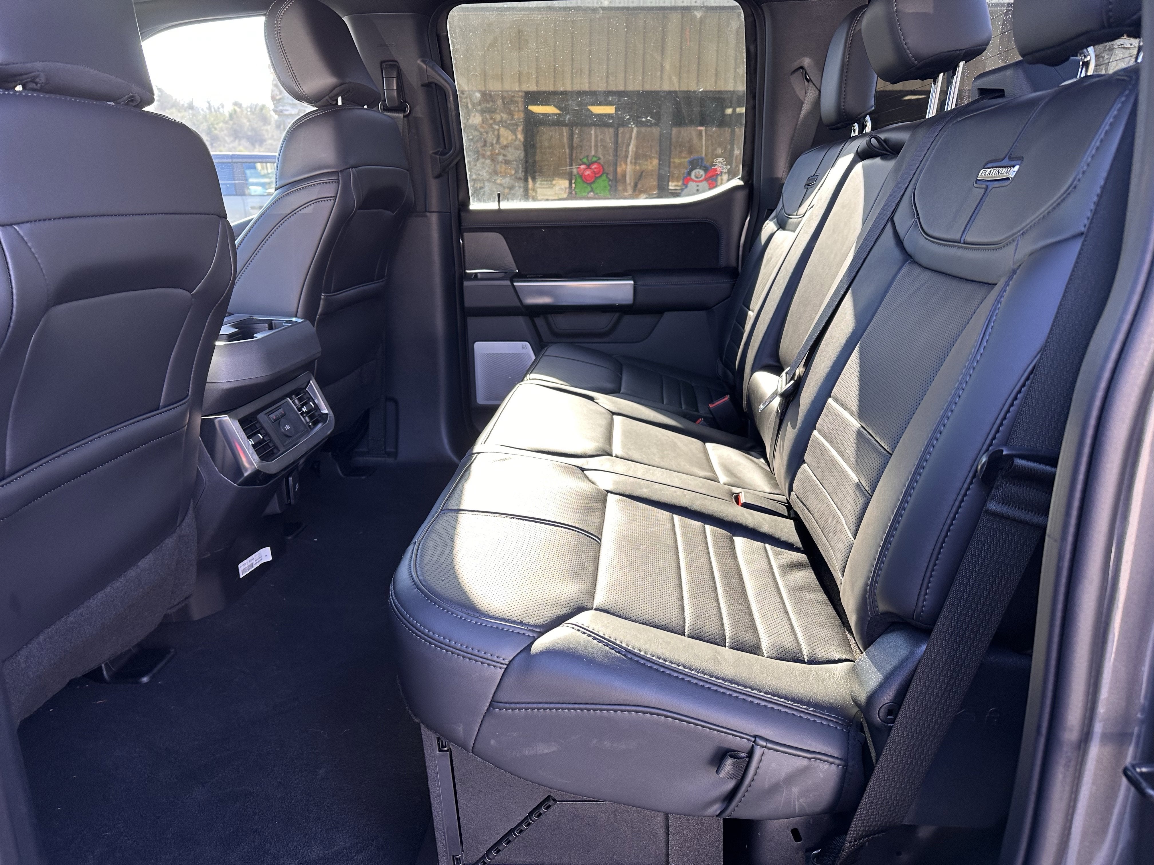 2025 Ford Super Duty F-250 Platinum