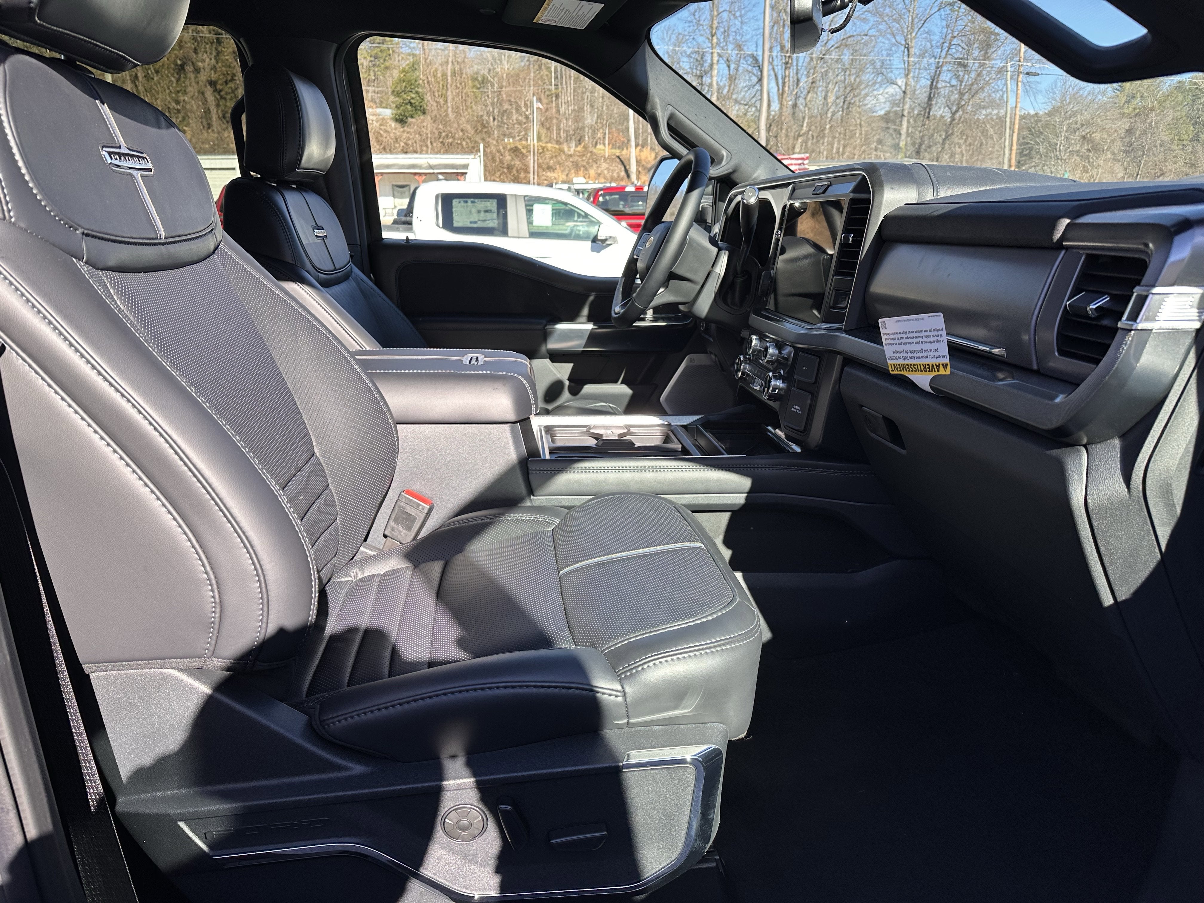 2025 Ford Super Duty F-250 Platinum