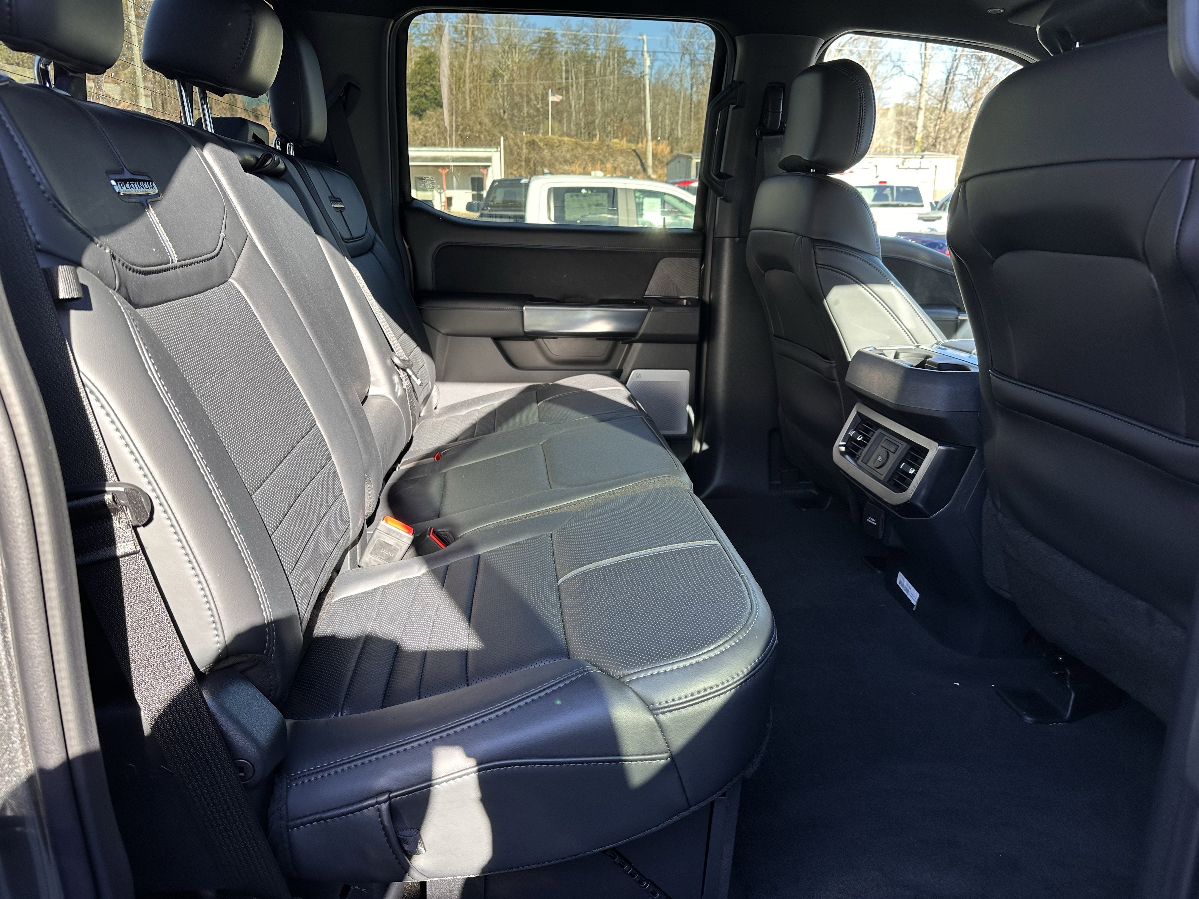 2025 Ford Super Duty F-250 Platinum