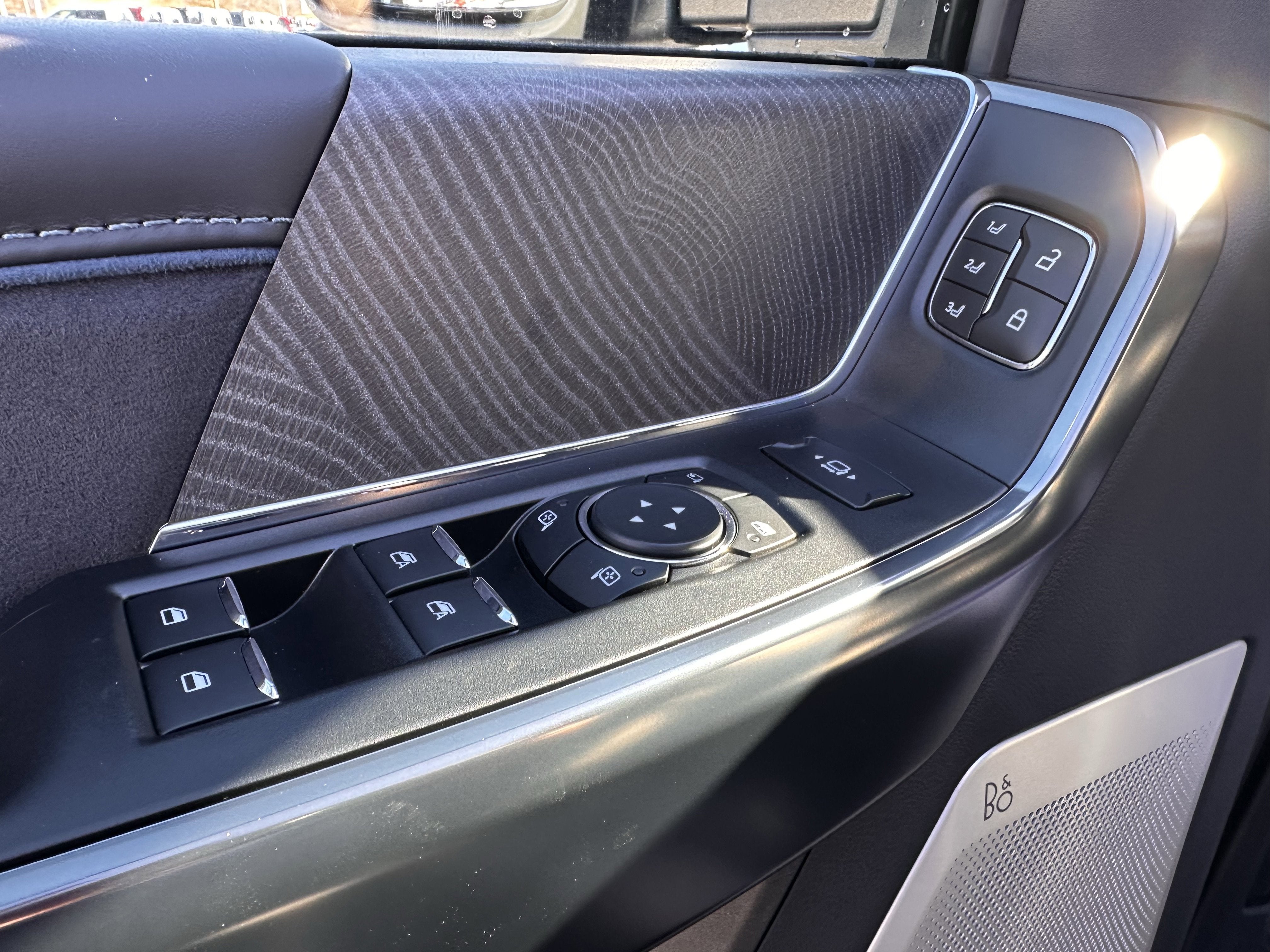 2025 Ford Super Duty F-250 Platinum