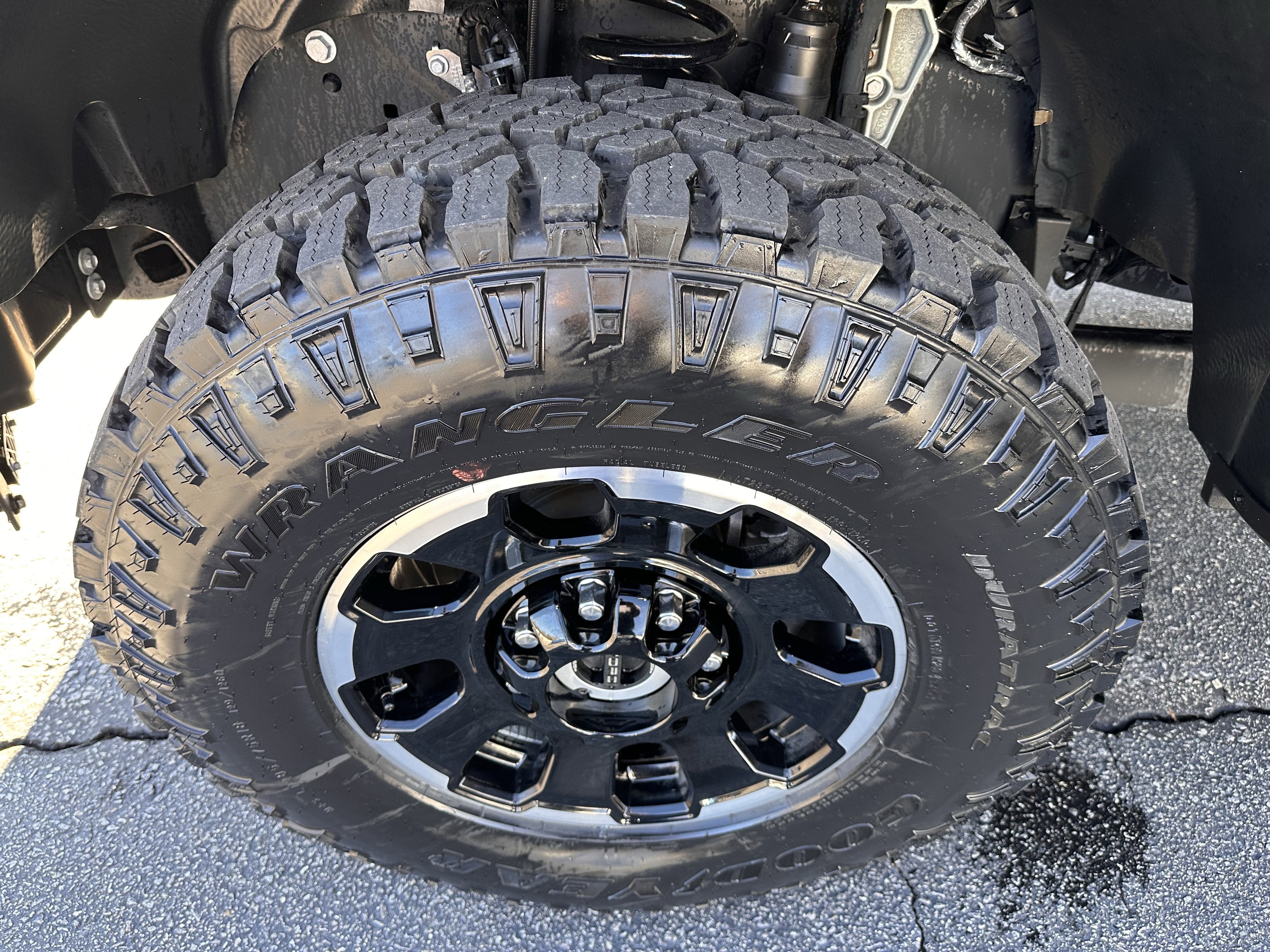 2025 Ford Super Duty F-250 Platinum