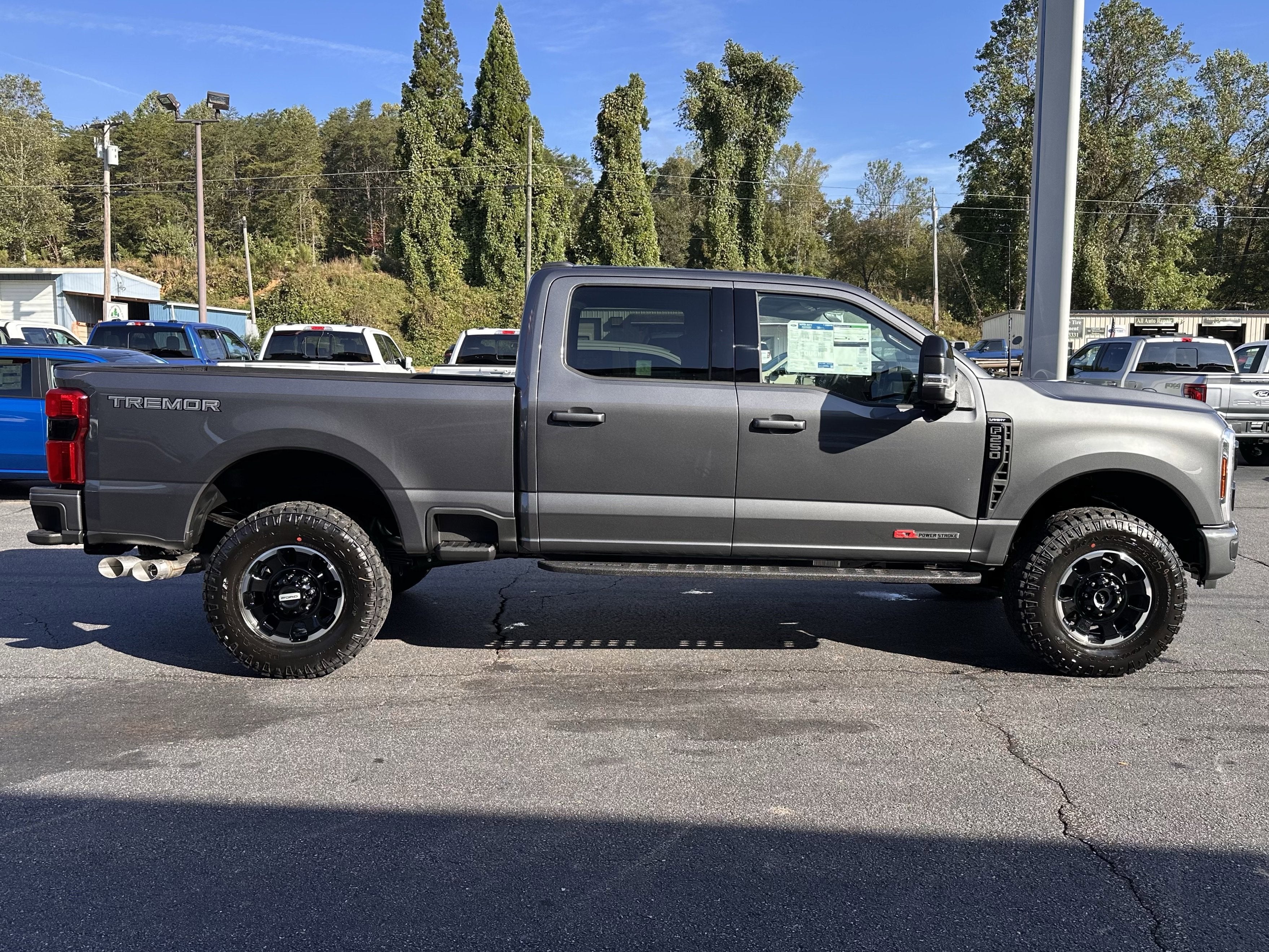 2026 Ford Super Duty F-250 Lariat Tremor