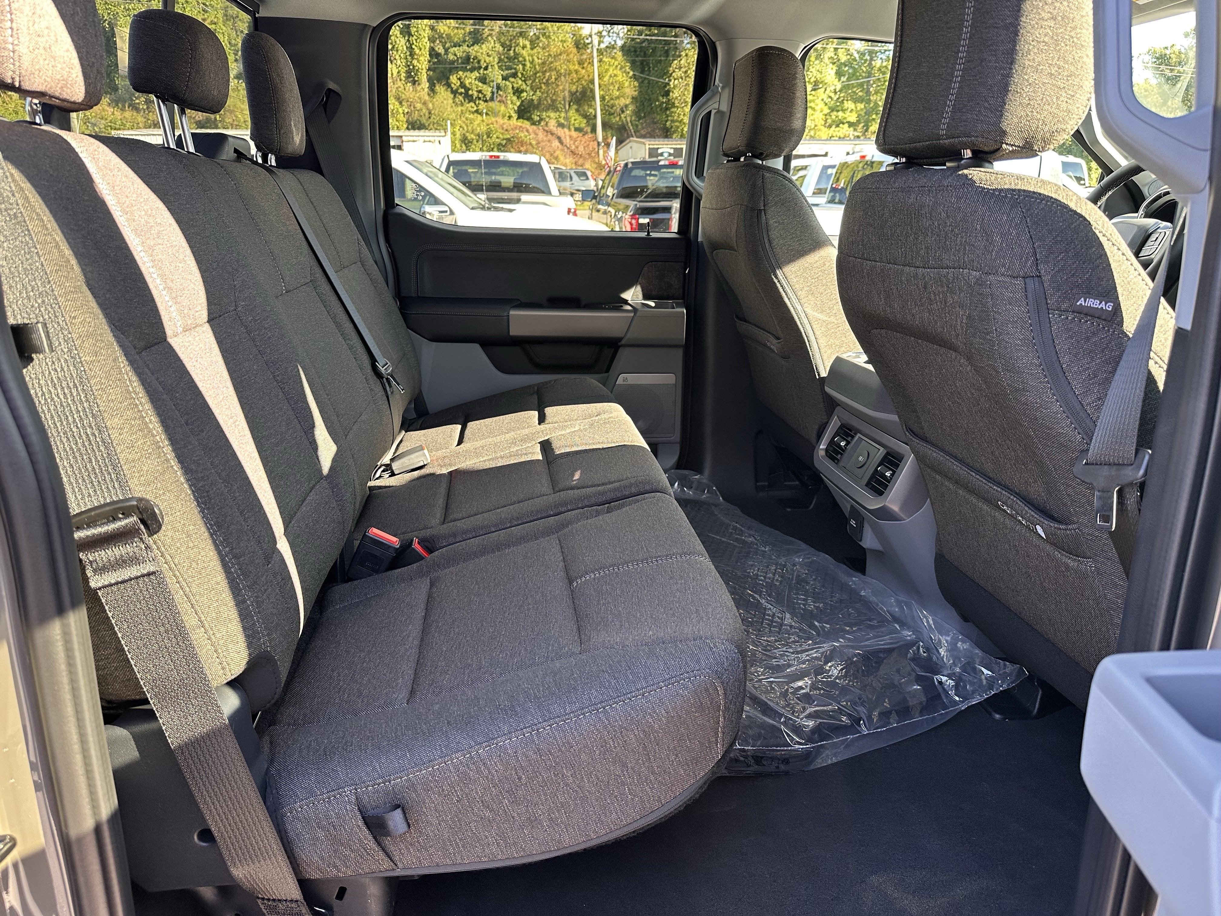 2027 Ford Super Duty F-250 XLT Carhartt
