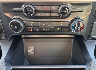 2027 Ford Super Duty F-250 XLT Carhartt