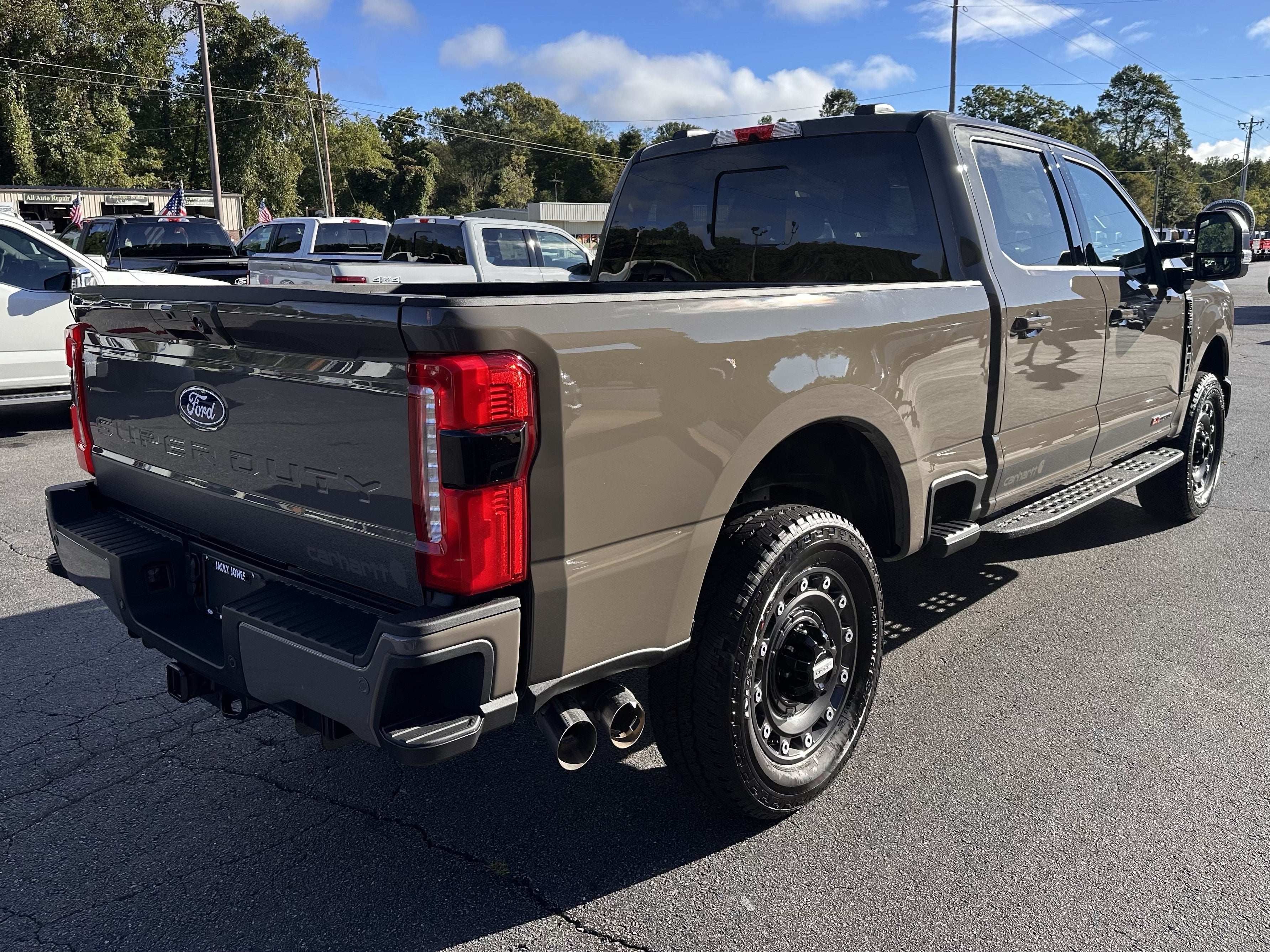 2027 Ford Super Duty F-250 XLT Carhartt