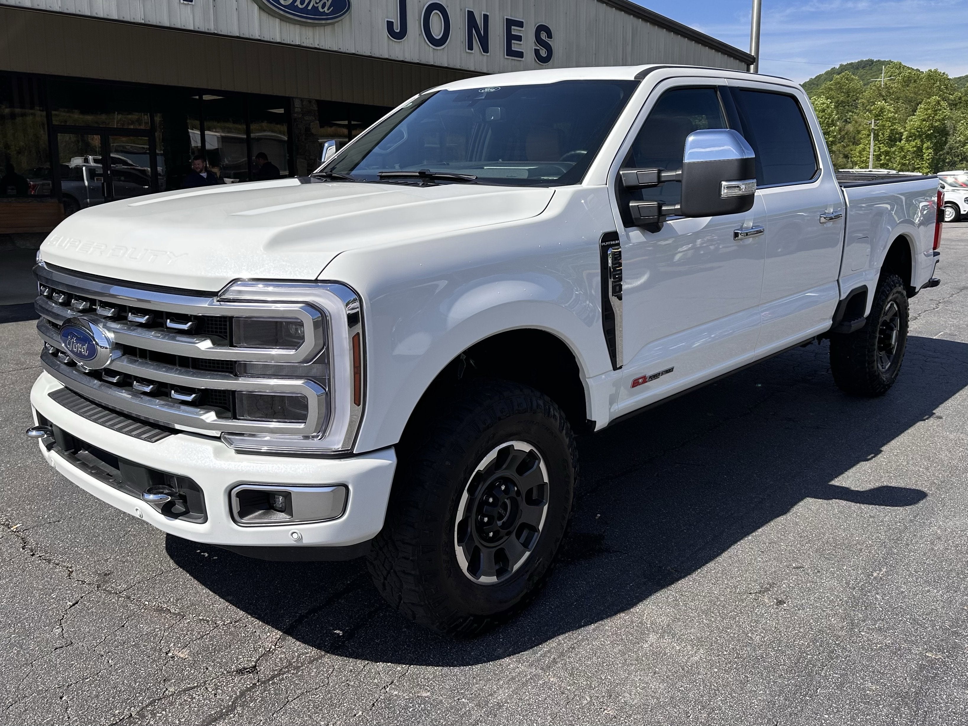 2024 Ford Super Duty F-250 Platinum