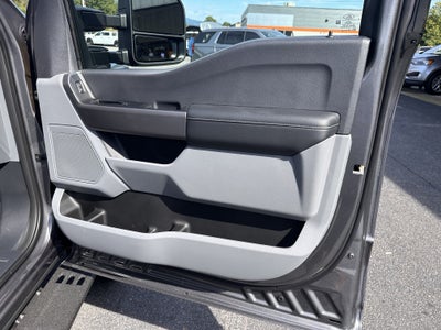 2027 Ford Super Duty F-250 XLT Tremor