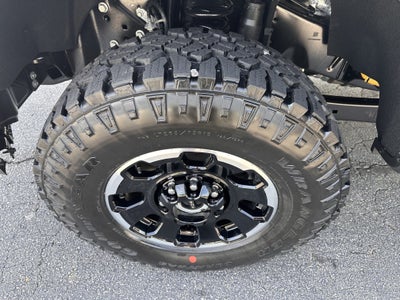 2027 Ford Super Duty F-250 XLT Tremor