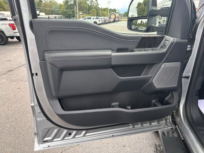 2027 Ford Super Duty F-250 LARIAT