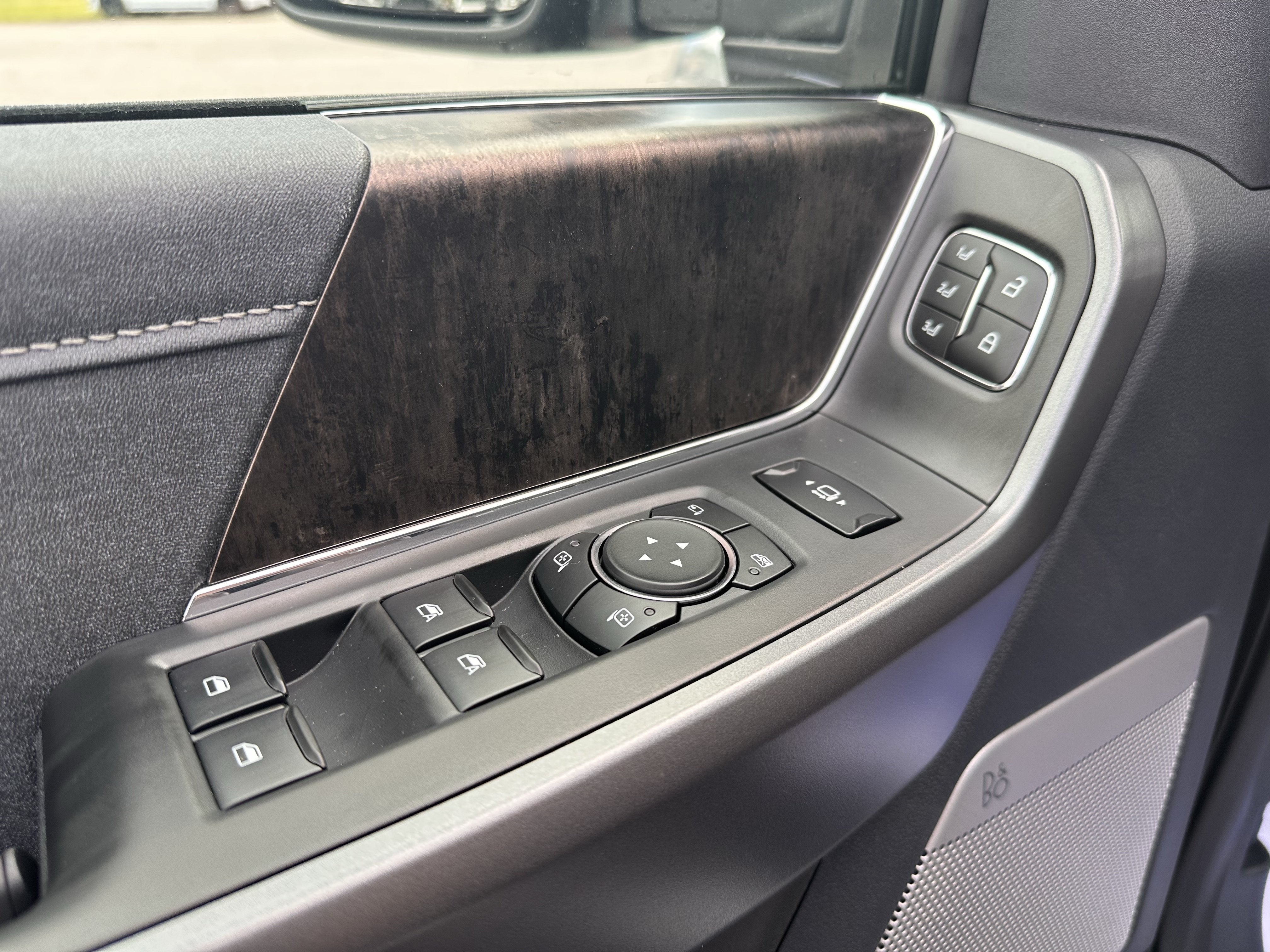 2027 Ford Super Duty F-250 LARIAT