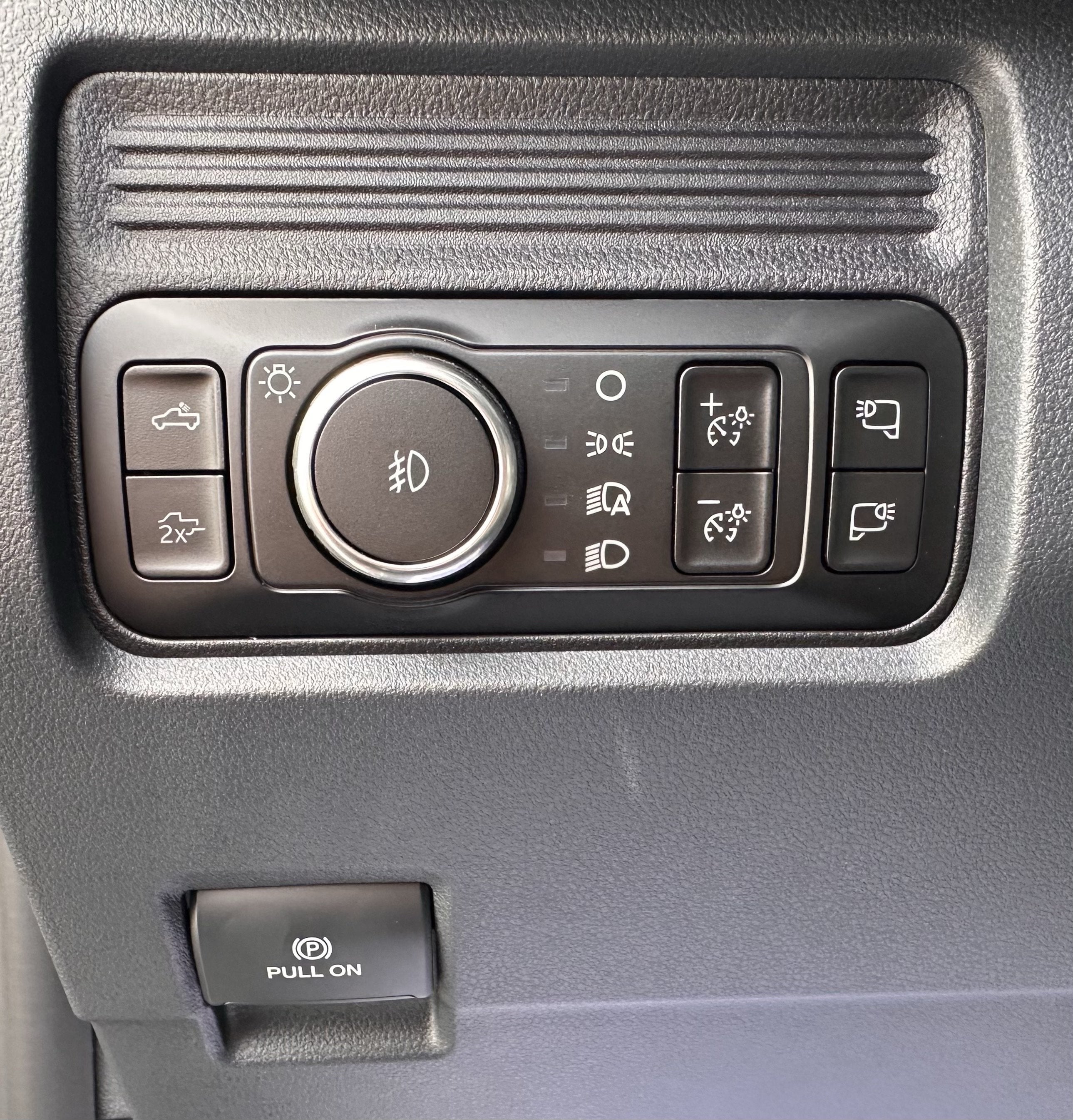2027 Ford Super Duty F-250 LARIAT