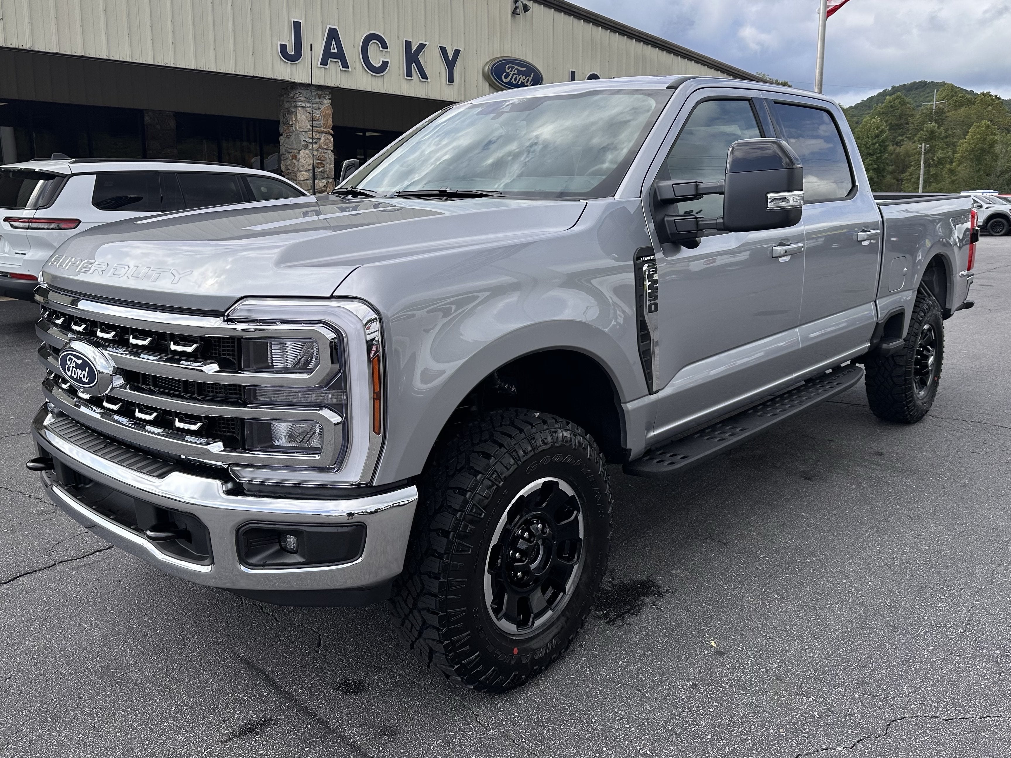 2027 Ford Super Duty F-250 LARIAT