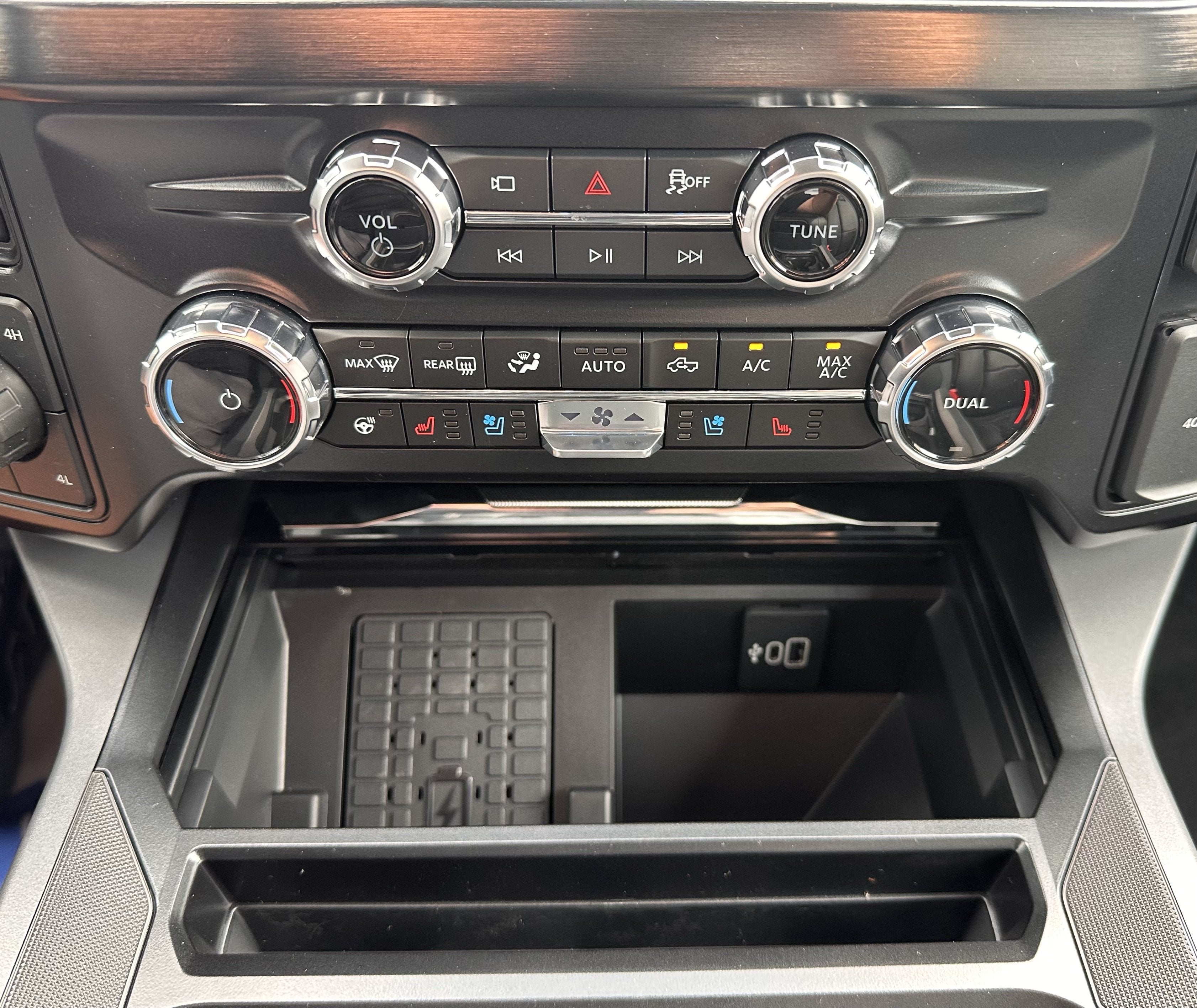 2027 Ford Super Duty F-250 LARIAT