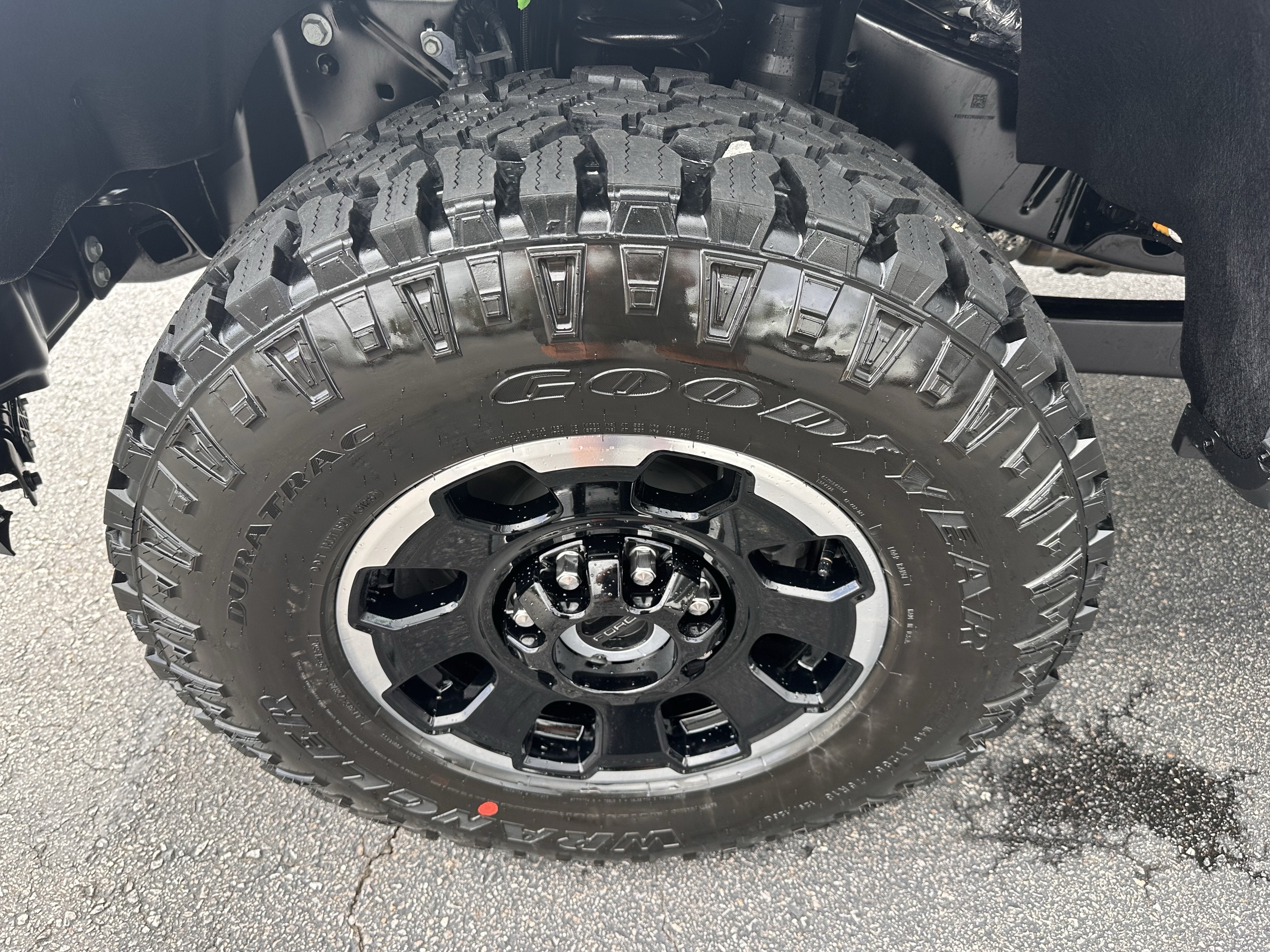 2027 Ford Super Duty F-250 LARIAT