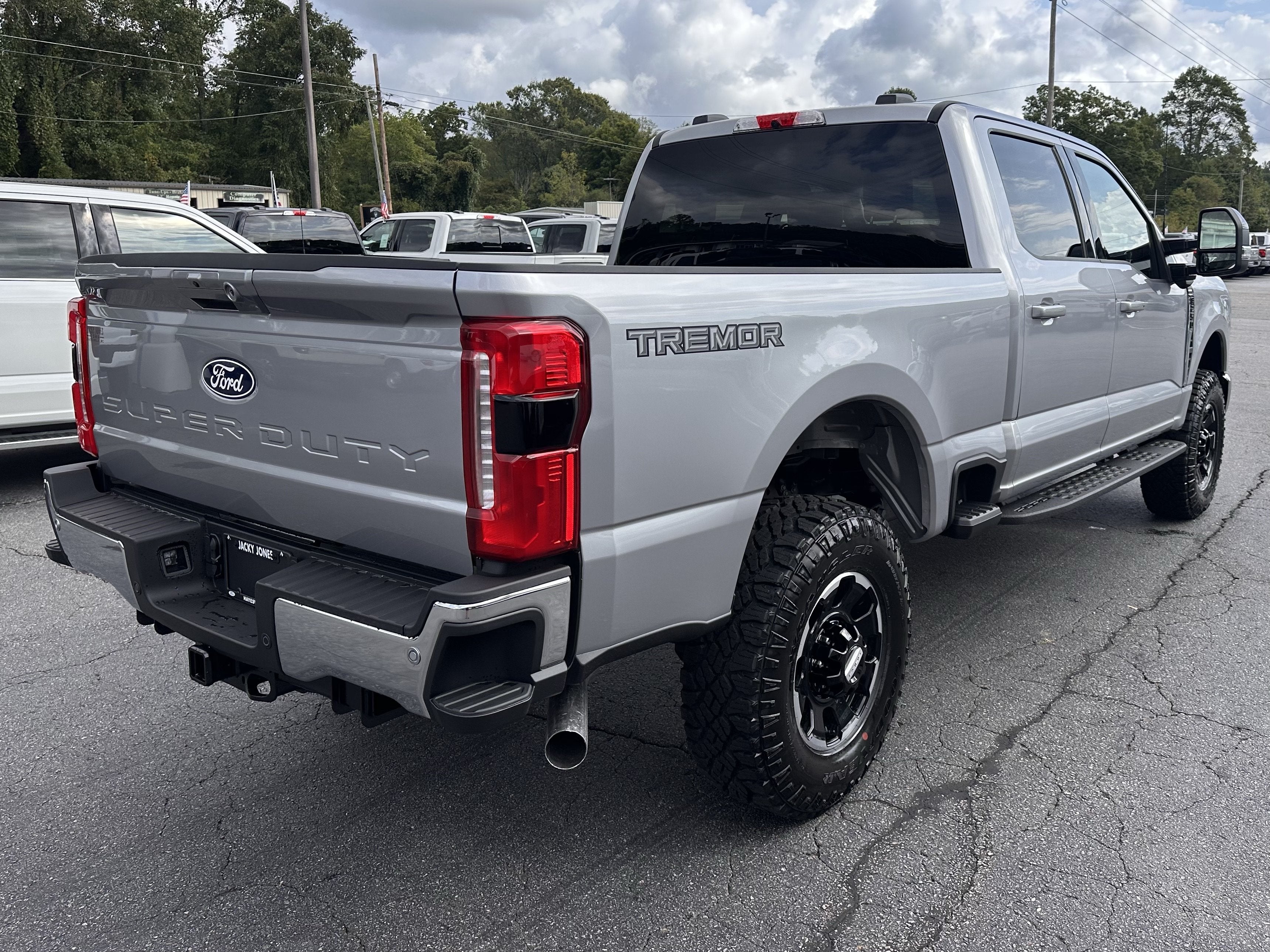 2027 Ford Super Duty F-250 LARIAT