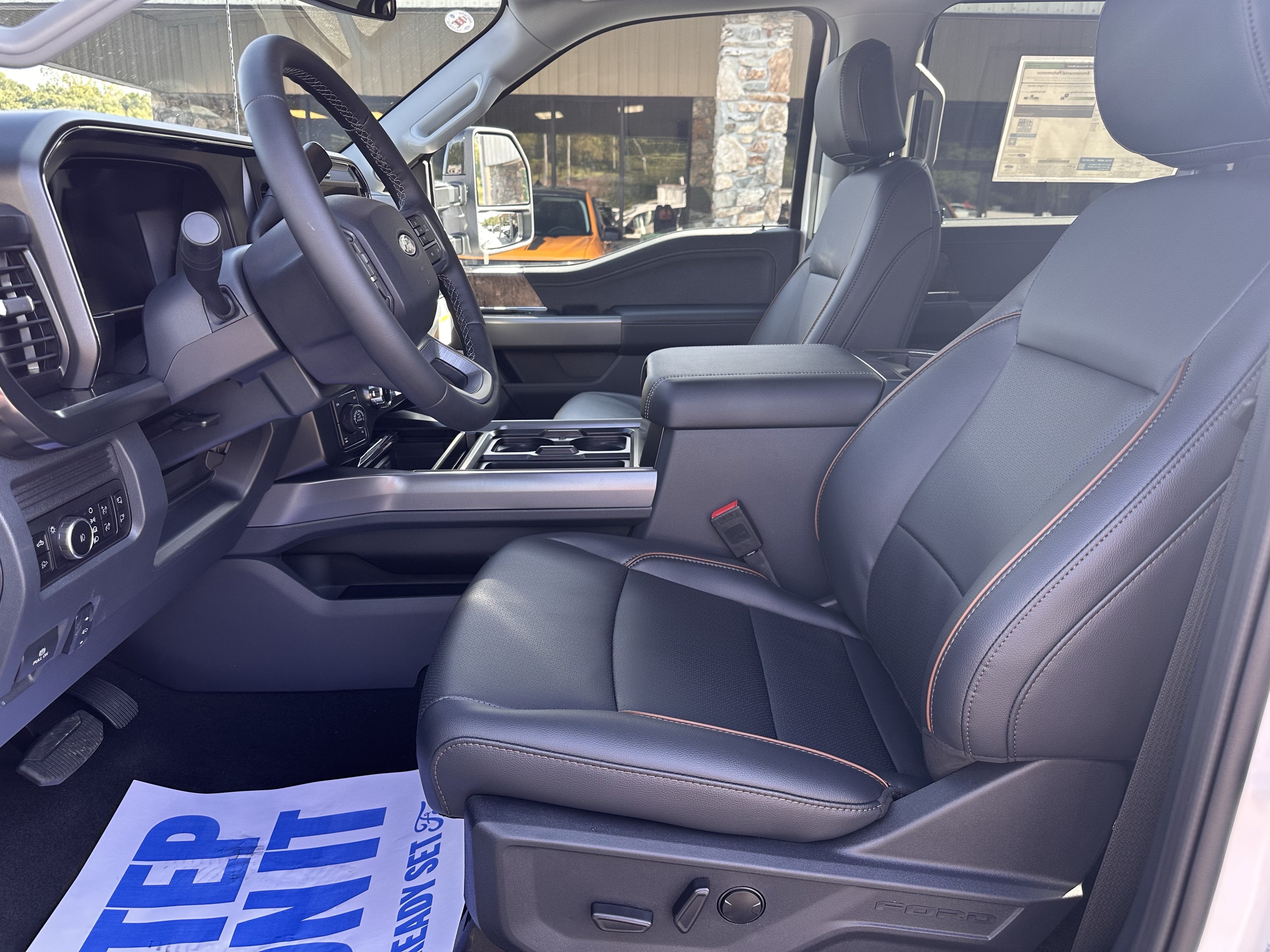 2027 Ford Super Duty F-250 Lariat Tremor