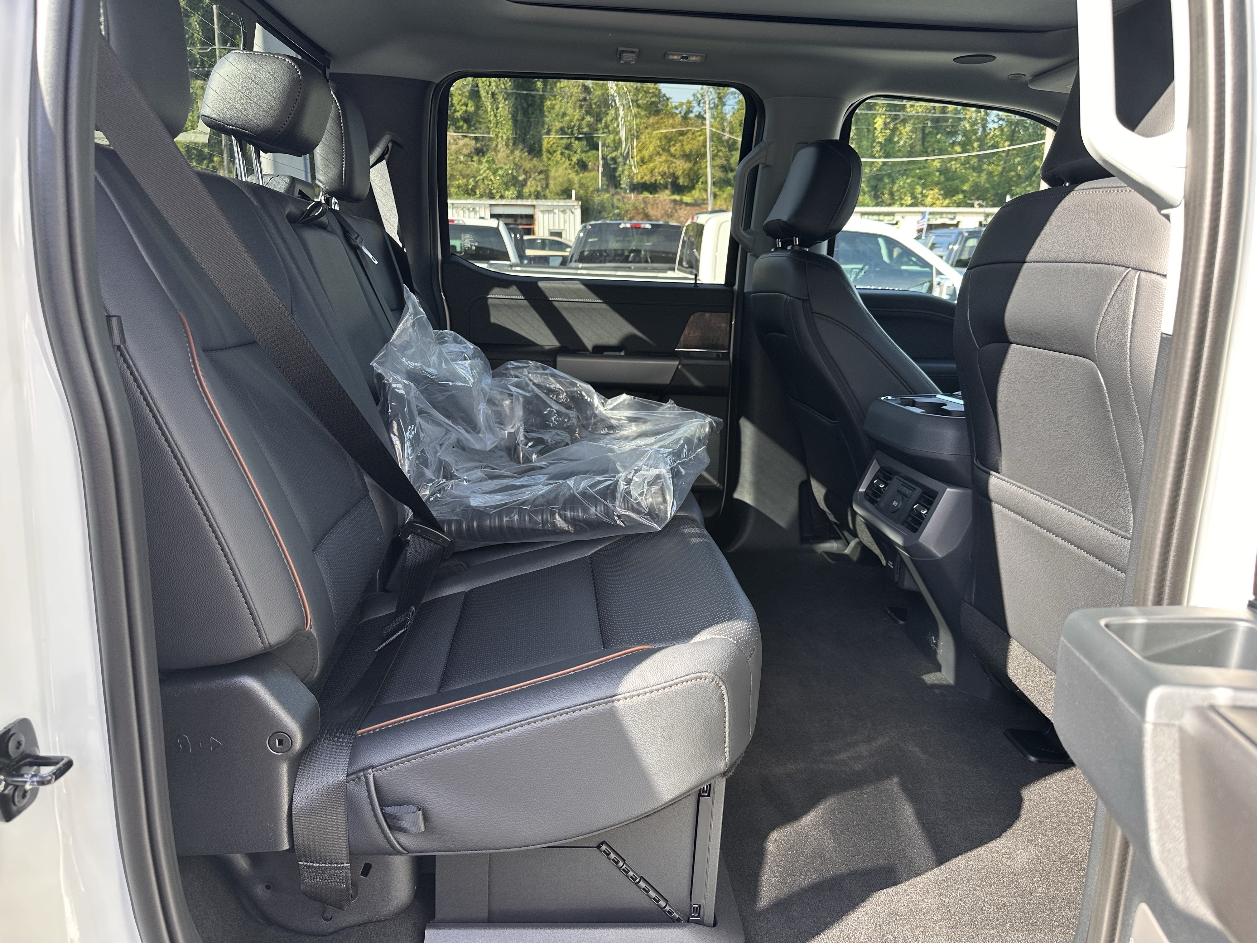 2027 Ford Super Duty F-250 Lariat Tremor