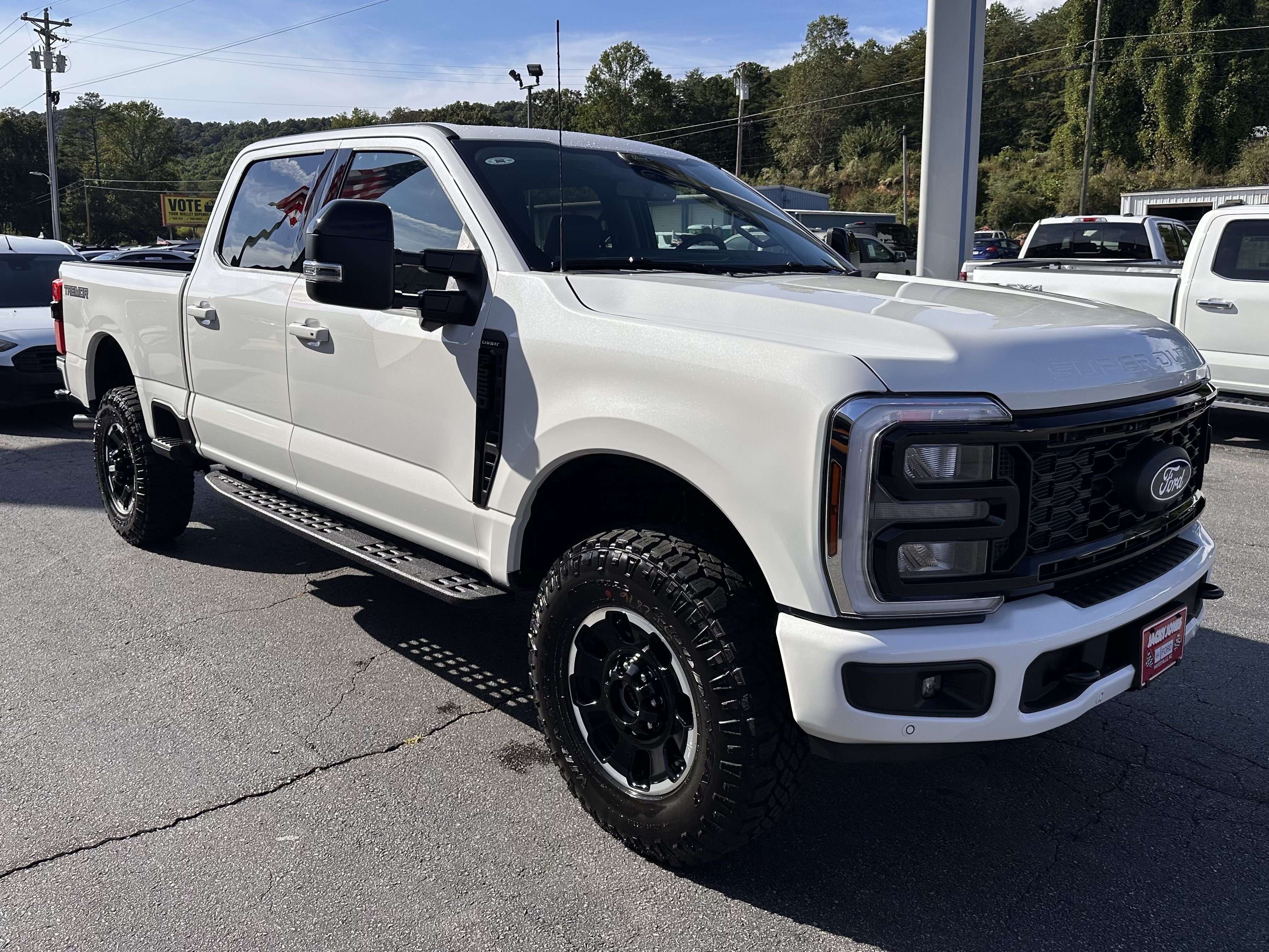 2027 Ford Super Duty F-250 Lariat Tremor